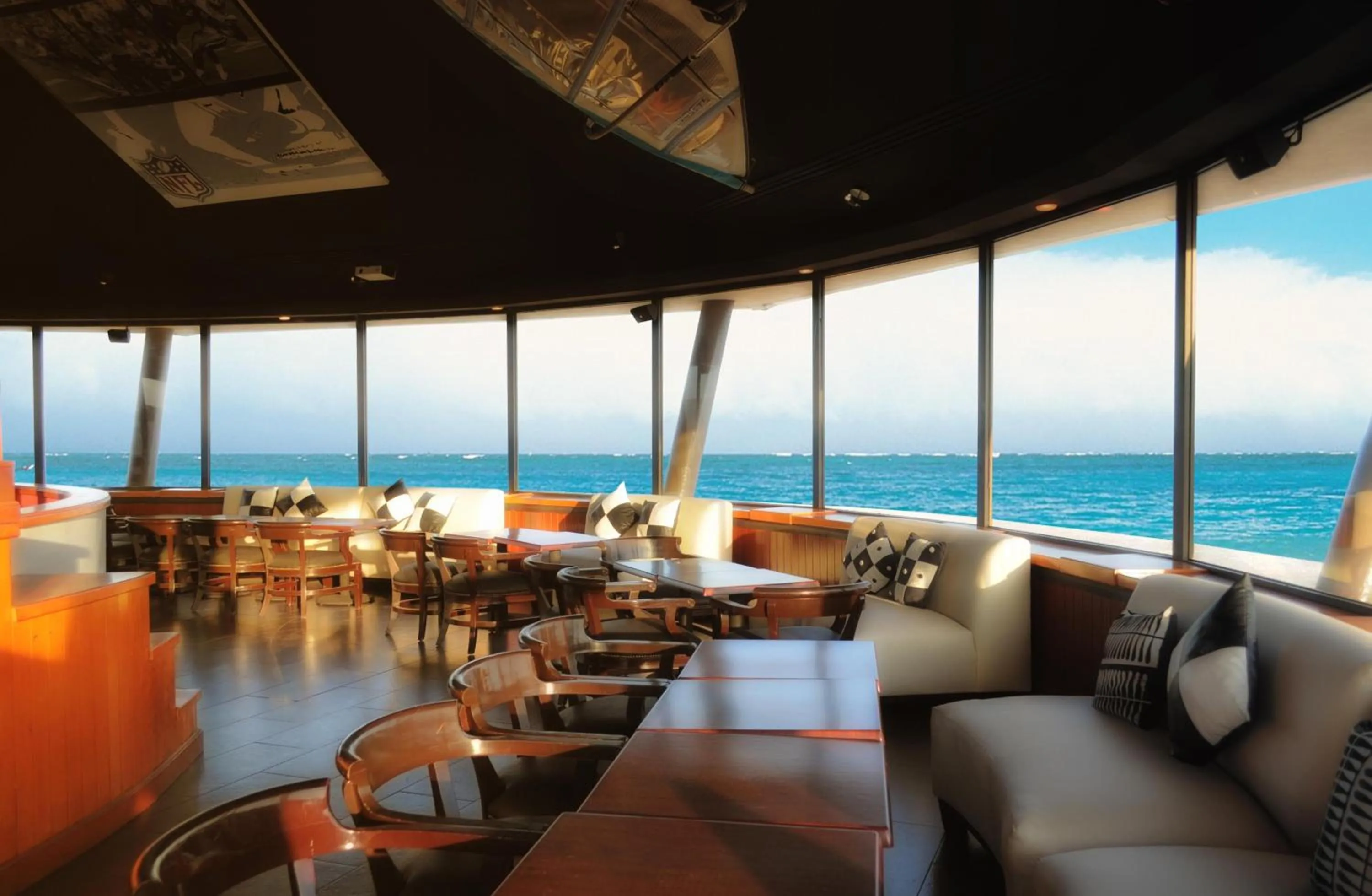 Lounge or bar in GR Solaris Lighthouse