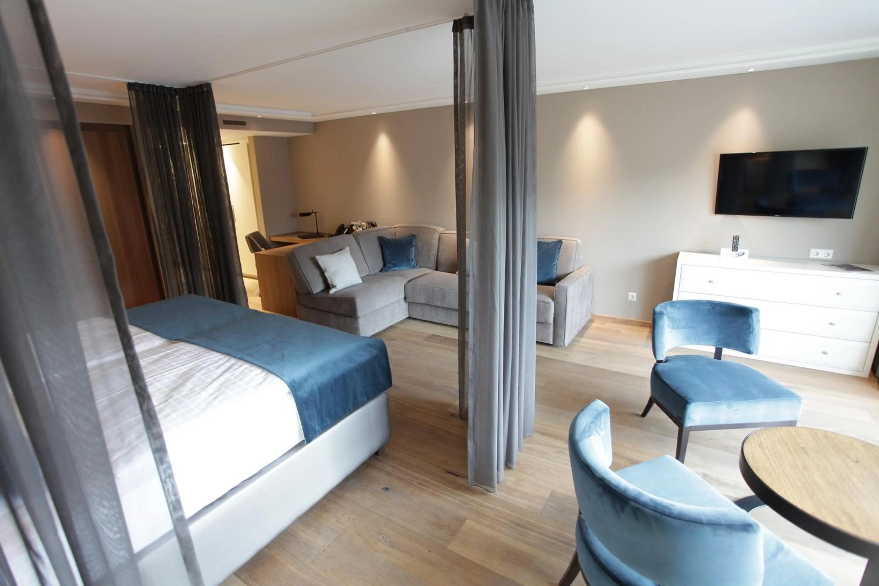 Photo of the whole room, Bed in Hotel Aurelia