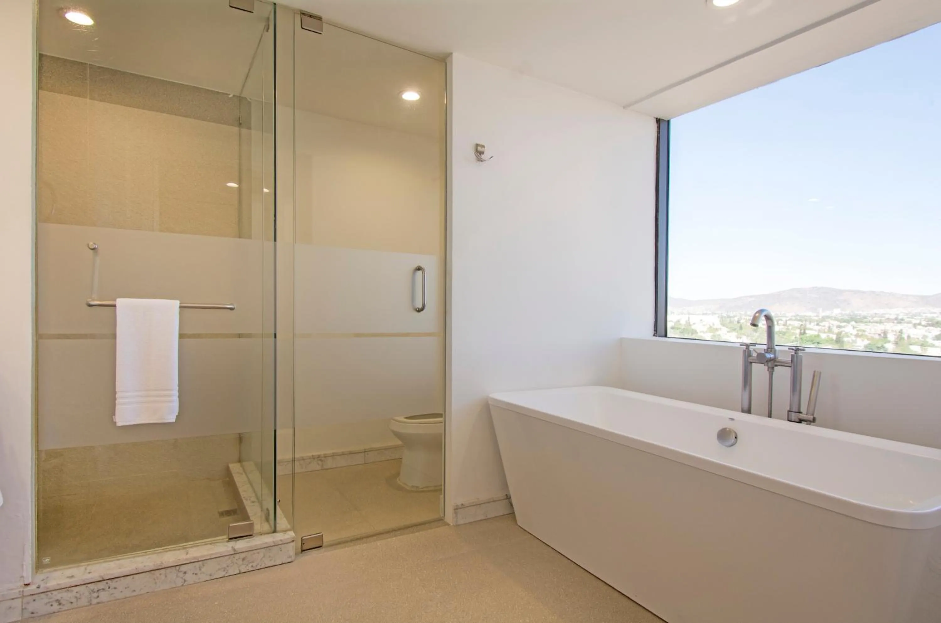 Bathroom in Presidente InterContinental Guadalajara by IHG