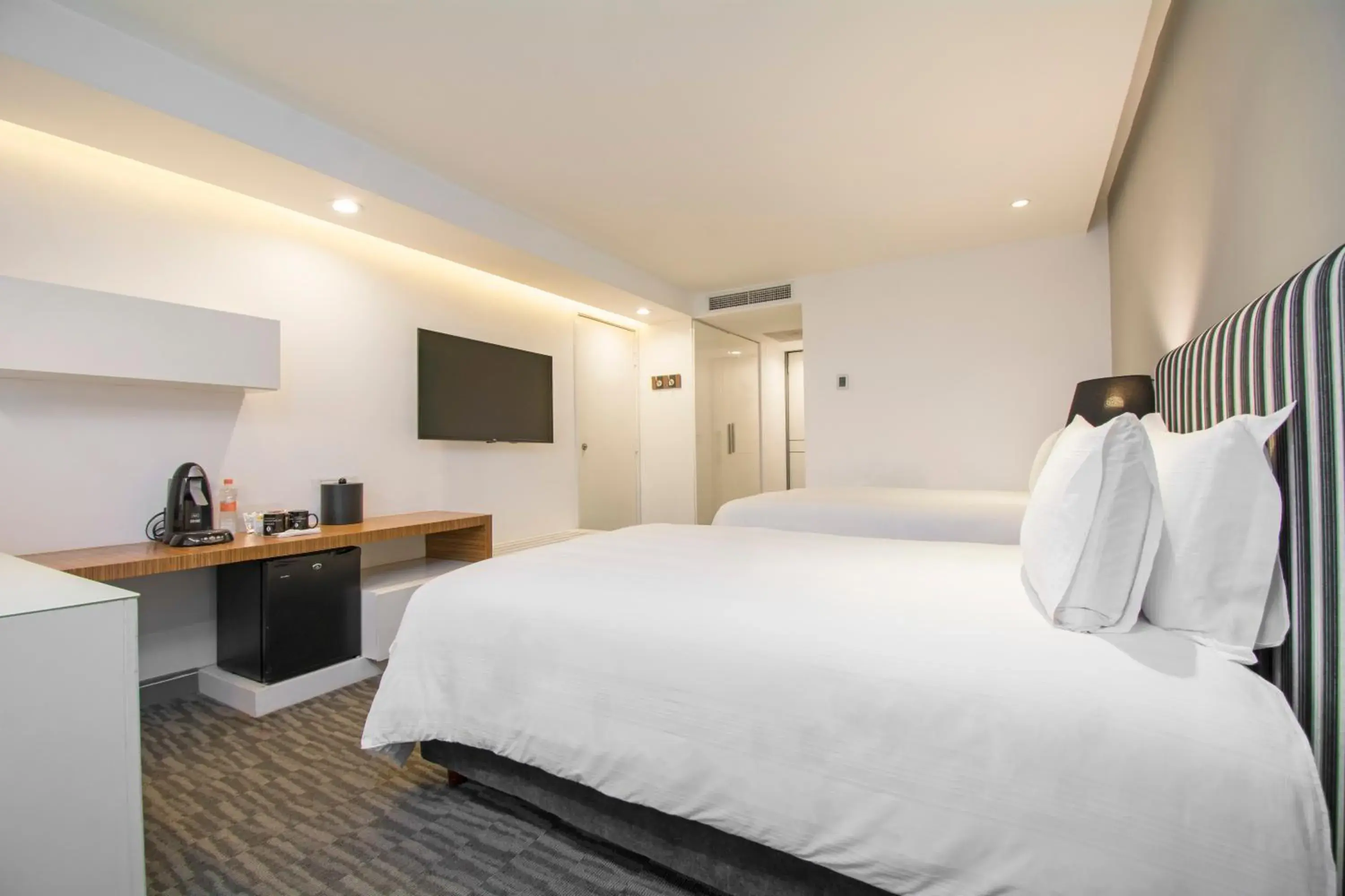Premium Double Room with Two Double Beds in Presidente InterContinental Guadalajara by IHG Premium Double Room with Two Double Beds in Presidente InterContinental Guadalajara by IHG