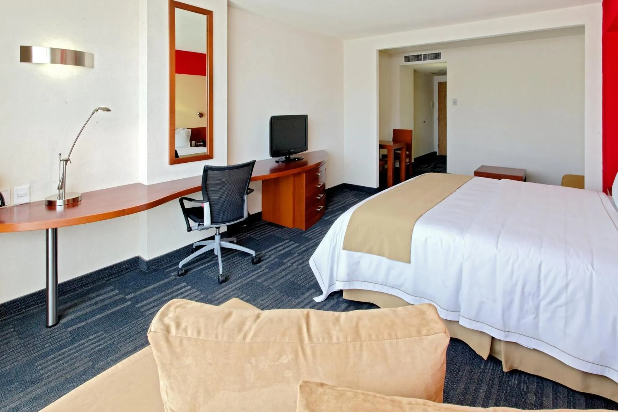 Bedroom, Bed in Holiday Inn Express Guadalajara Expo by IHG