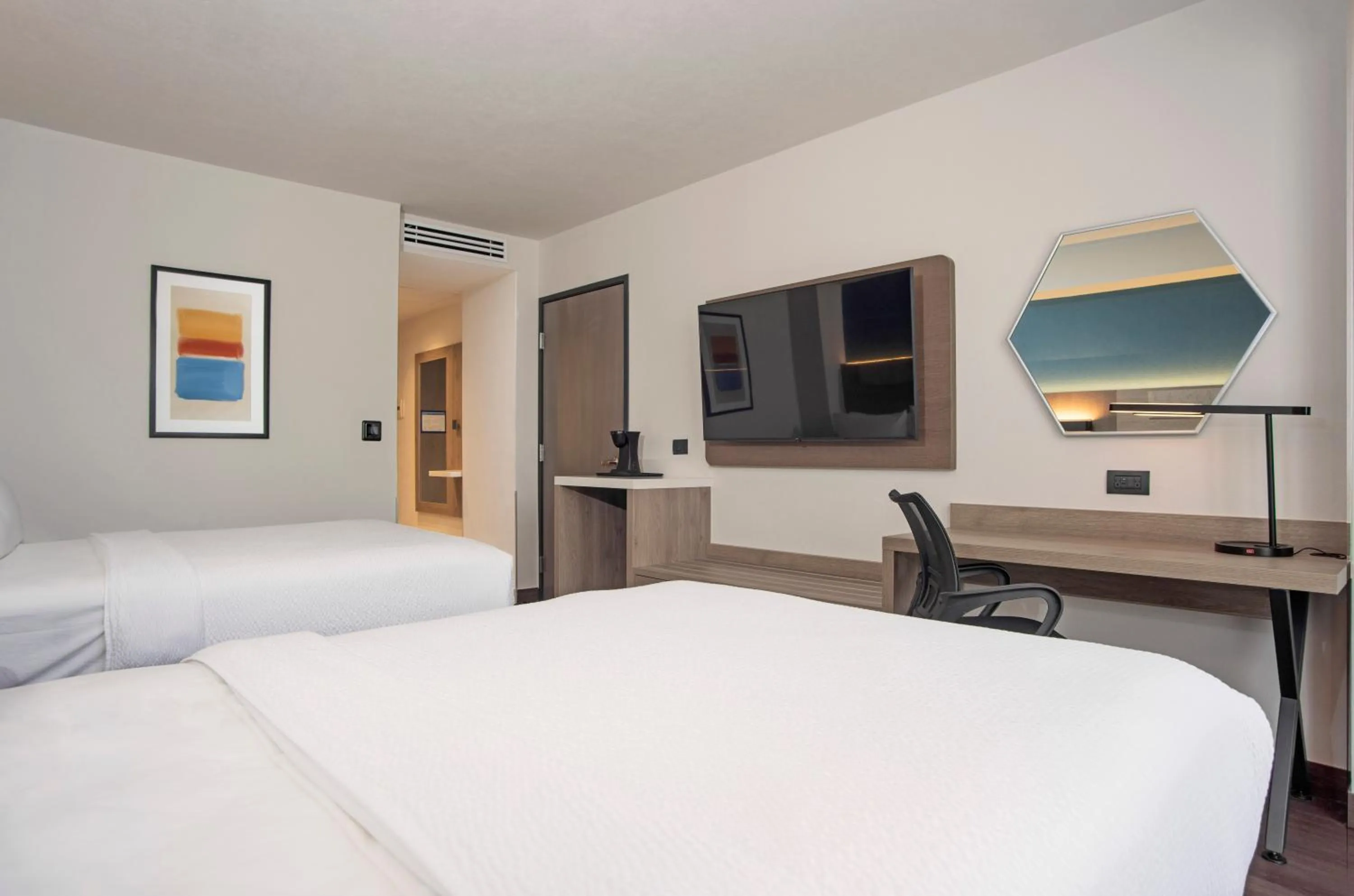 Bed in Holiday Inn Express Guadalajara Expo by IHG