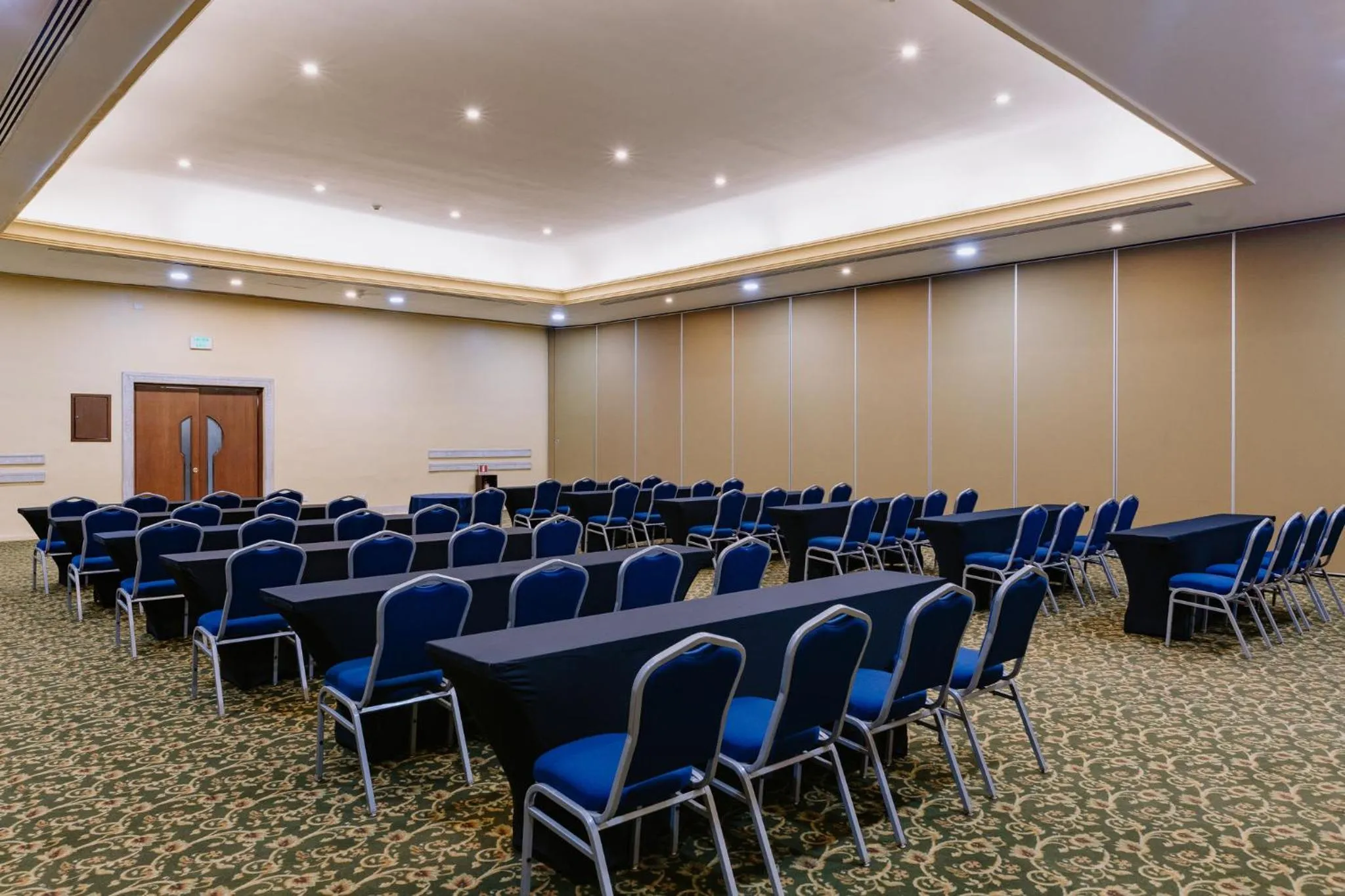 Meeting/conference room in Holiday Inn Merida by IHG