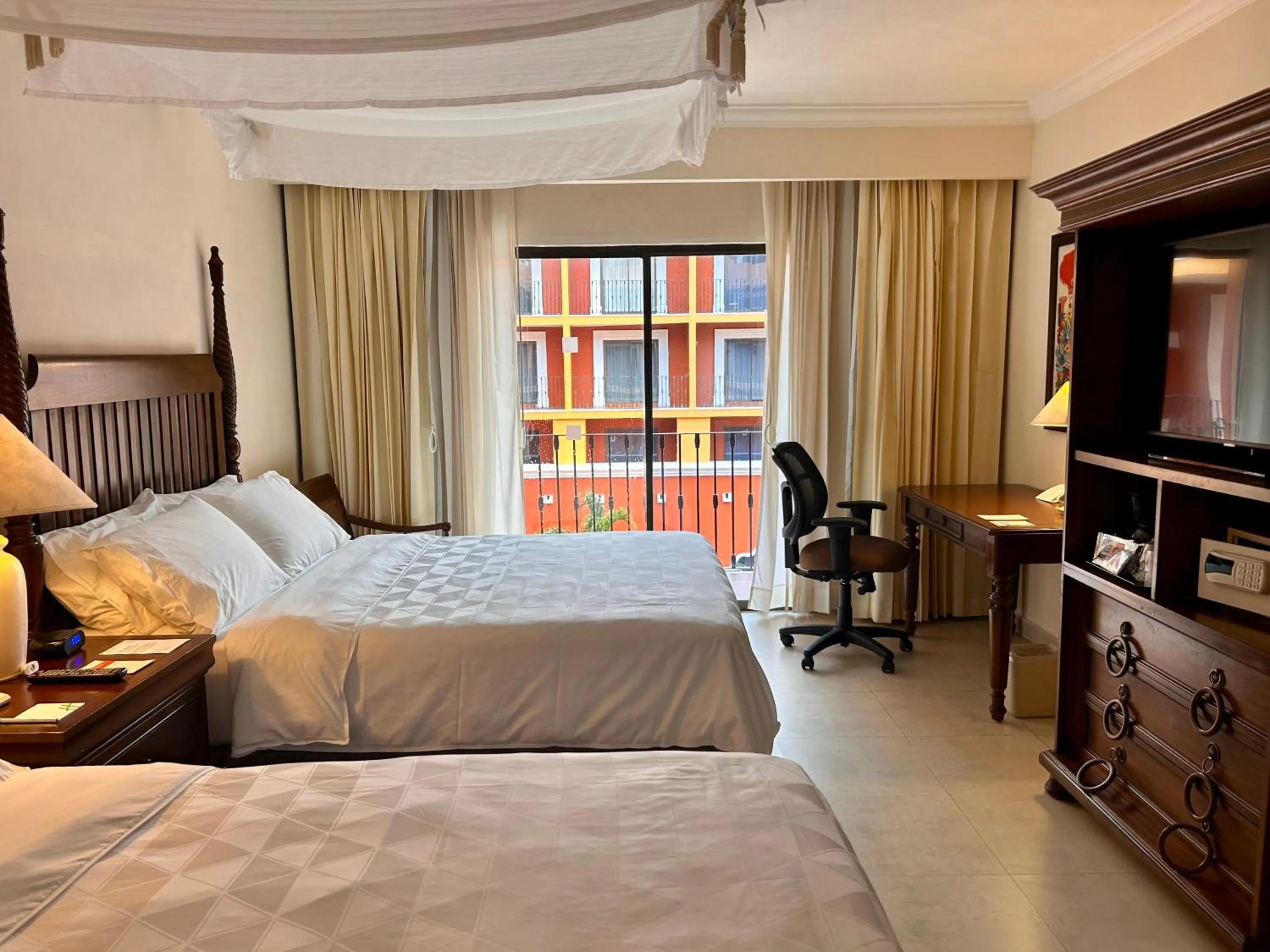 Bed in Holiday Inn Merida by IHG