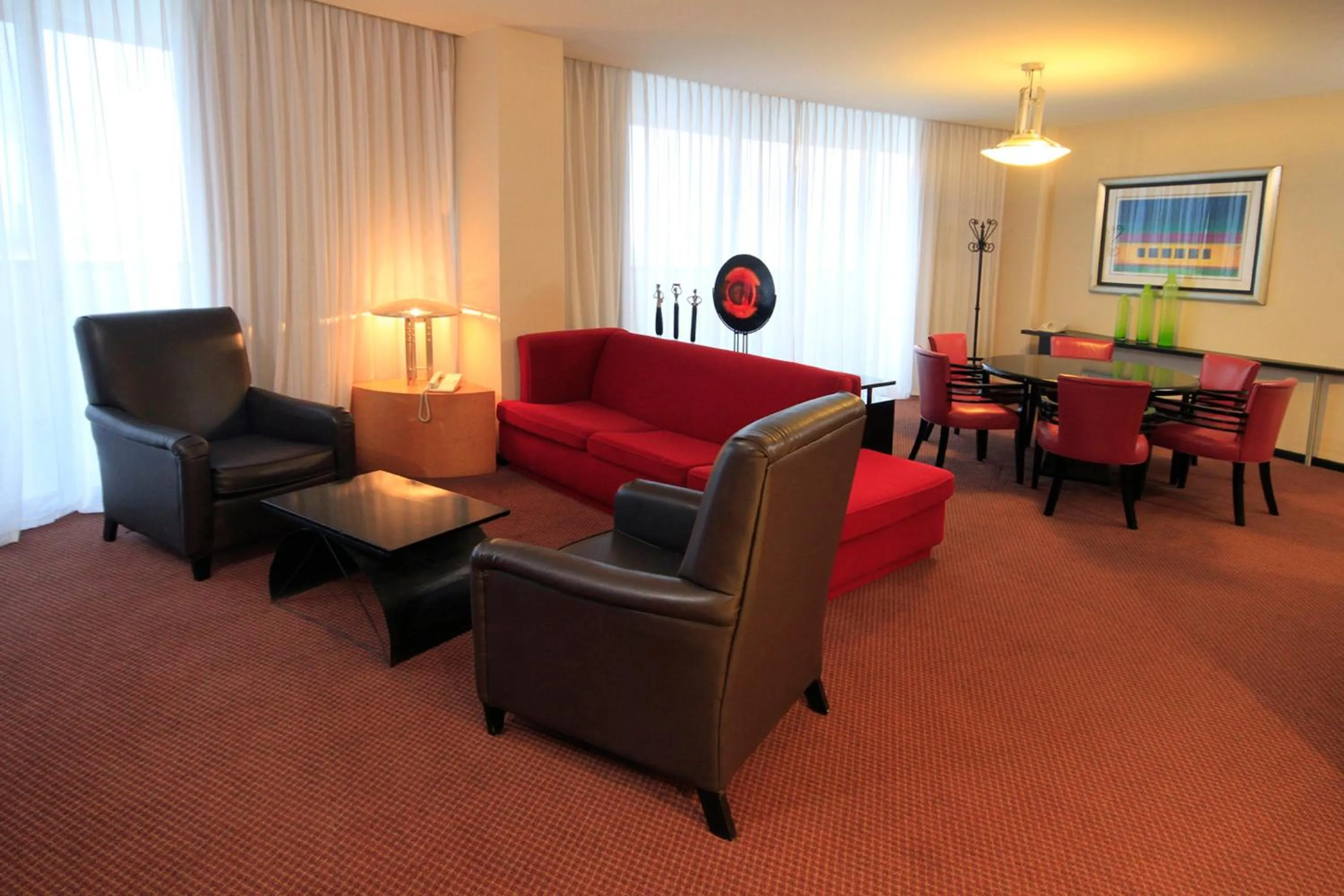 Photo of the whole room in Holiday Inn Monterrey-Parque Fundidora by IHG