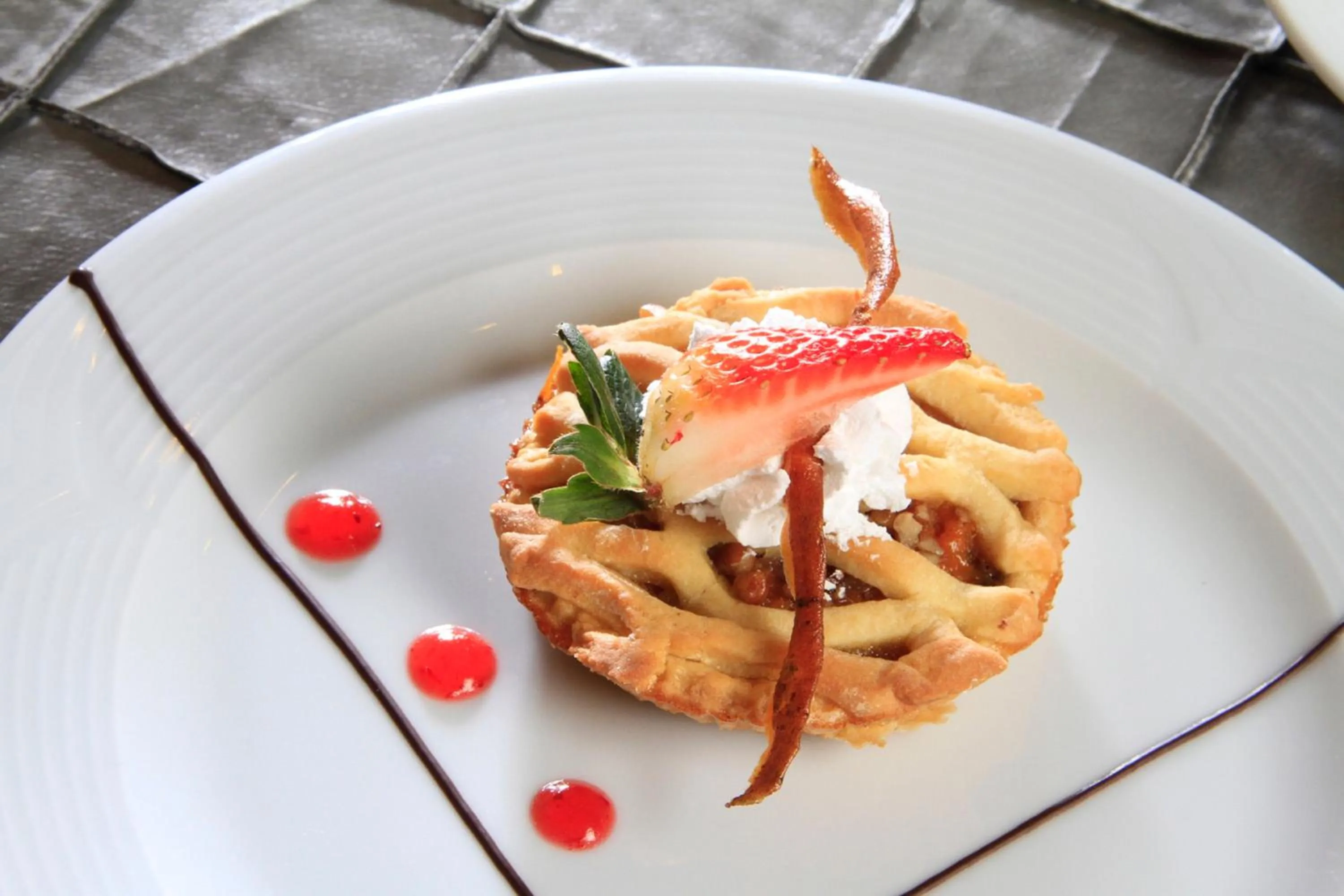 Restaurant/places to eat in Holiday Inn Monterrey-Parque Fundidora by IHG