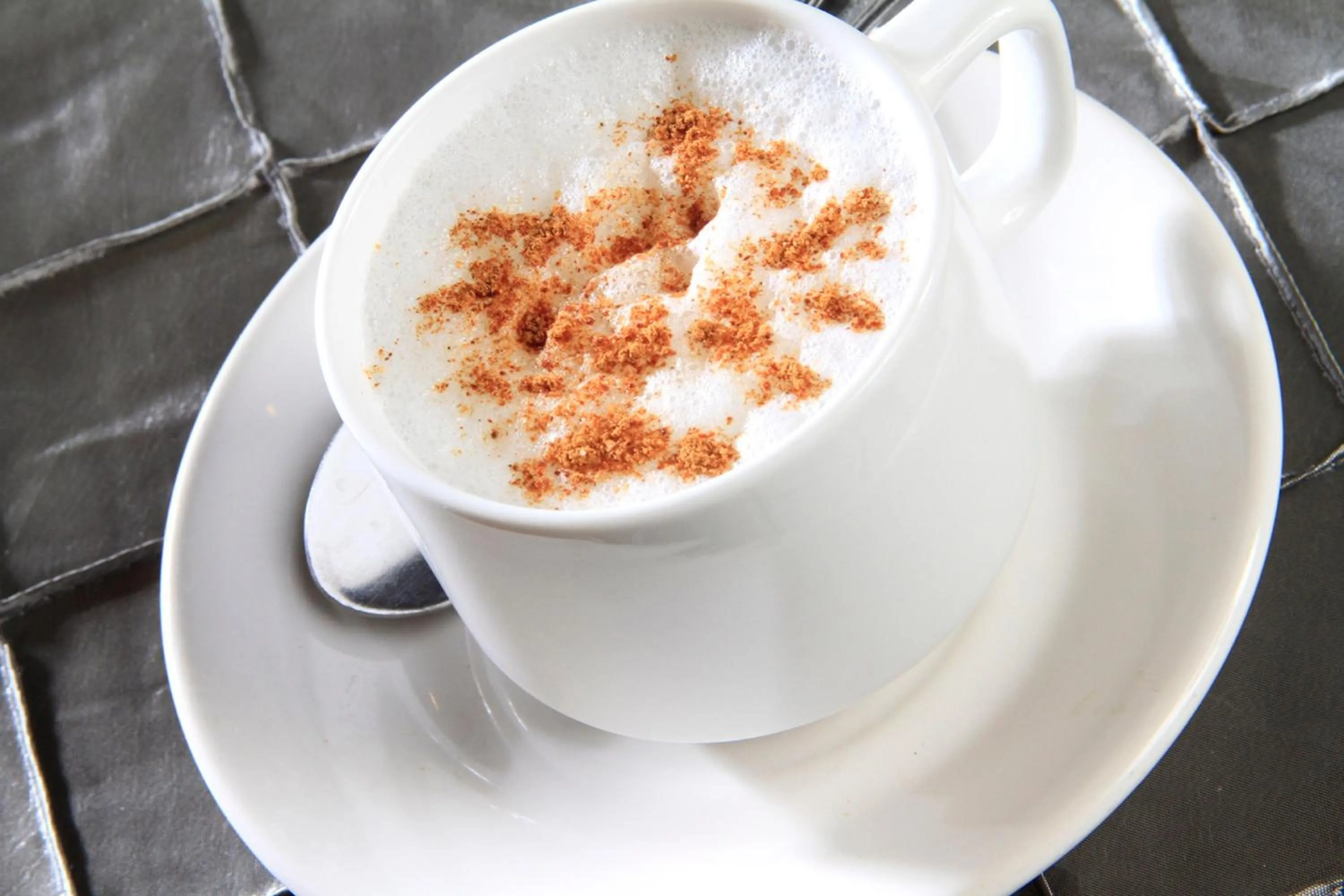 Restaurant/places to eat in Holiday Inn Monterrey-Parque Fundidora by IHG