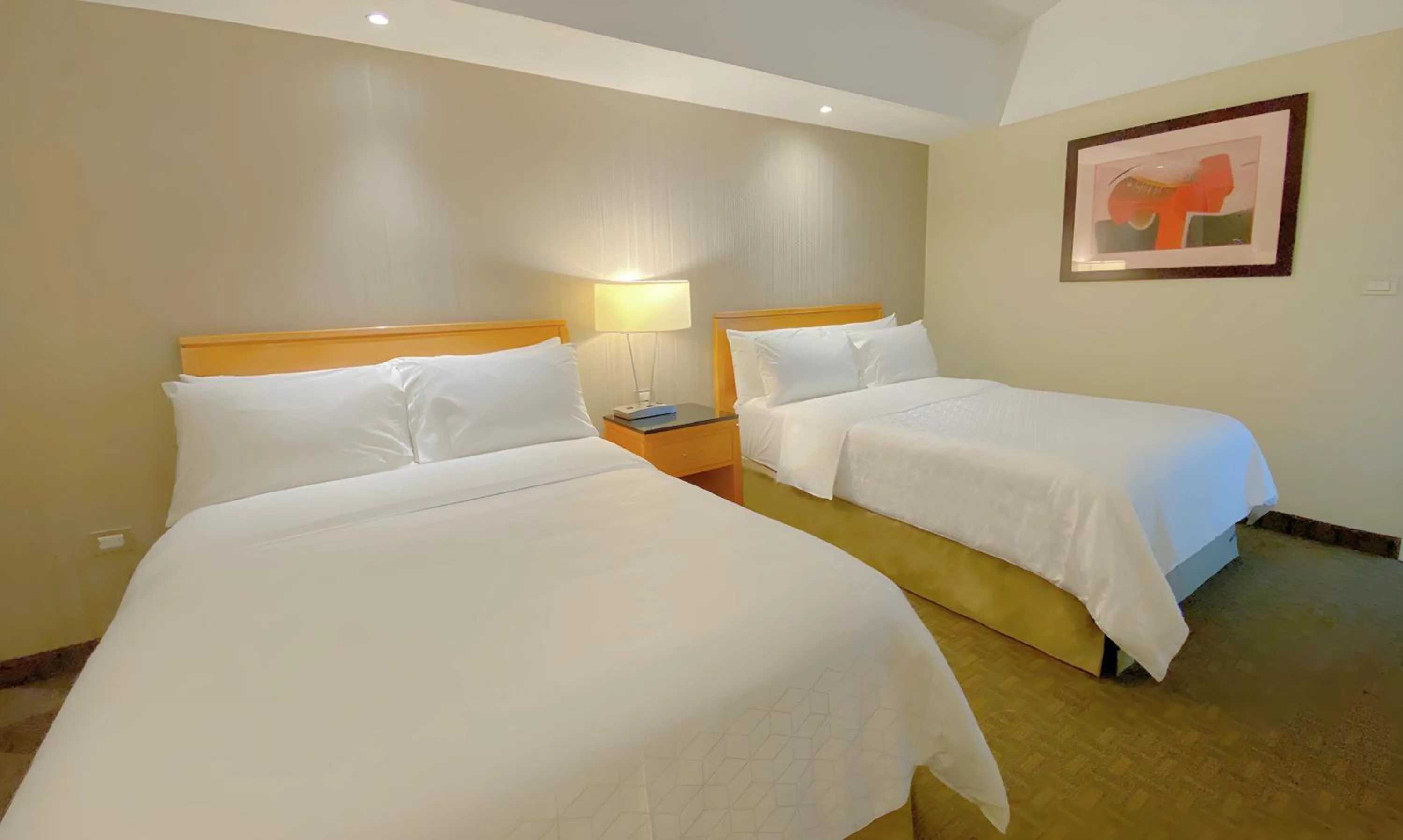 Photo of the whole room, Bed in Holiday Inn Cuernavaca by IHG