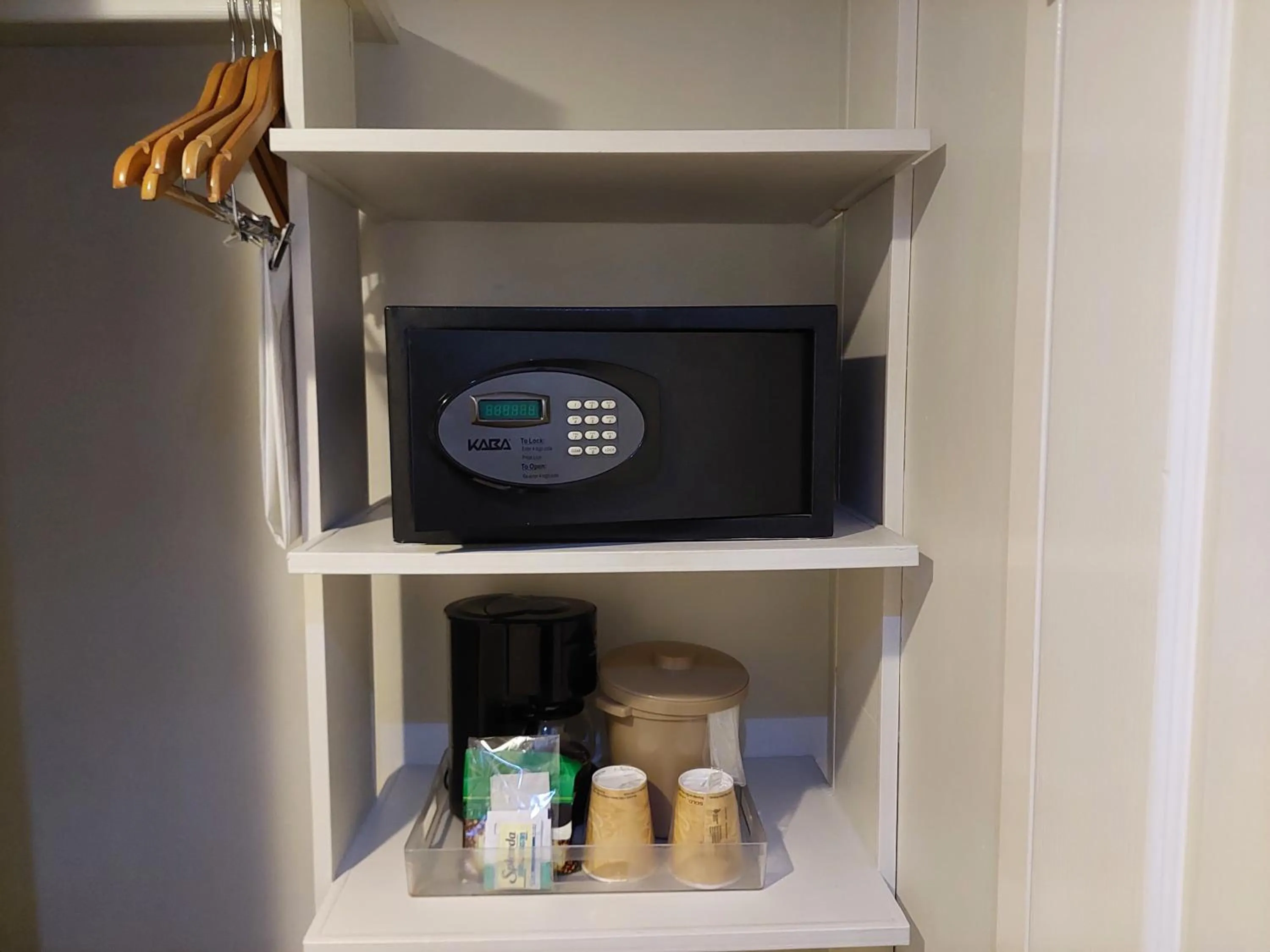 Coffee/tea facilities in Holiday Inn Cuernavaca by IHG