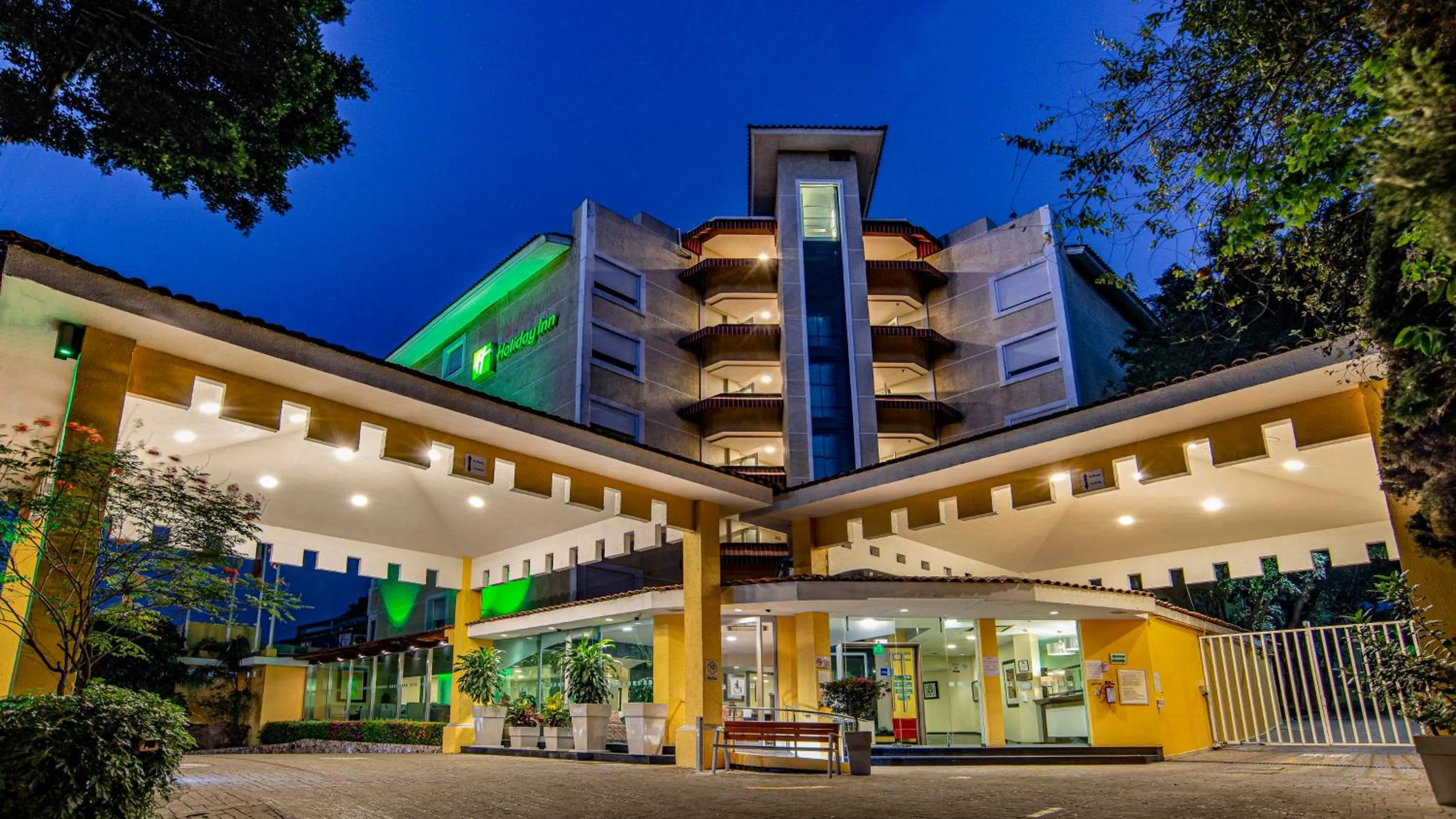 Property building in Holiday Inn Cuernavaca by IHG