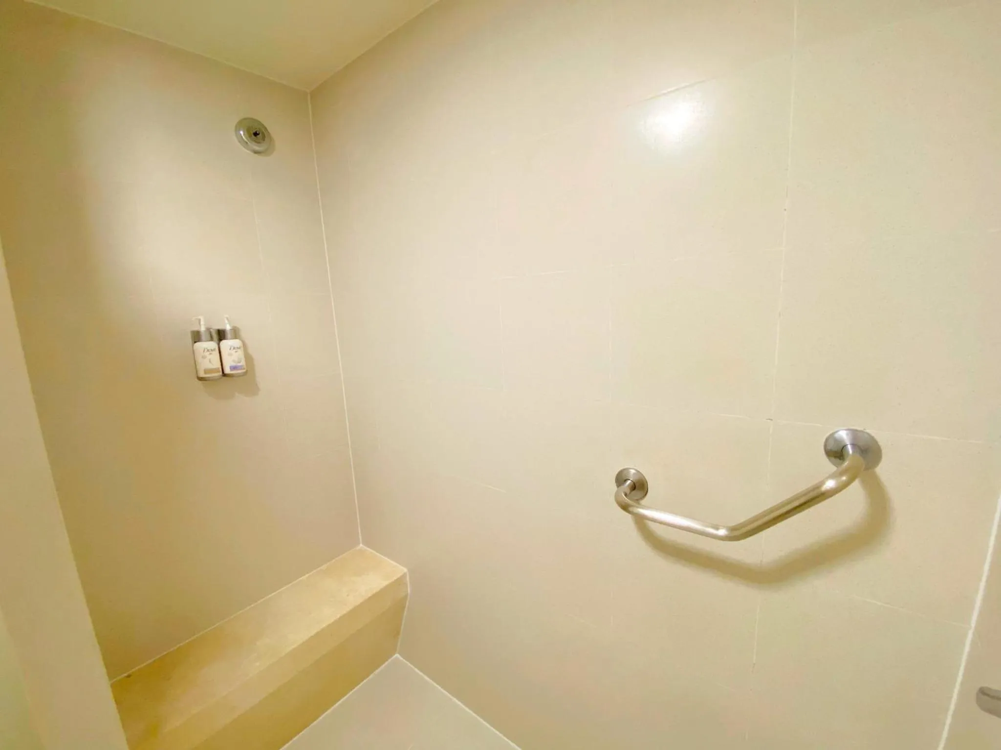 Bathroom in Holiday Inn Cuernavaca by IHG