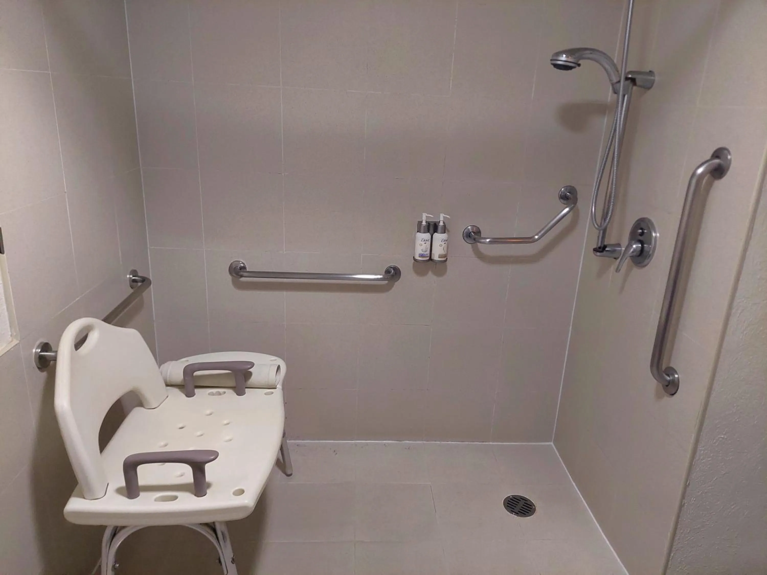 Shower in Holiday Inn Cuernavaca by IHG