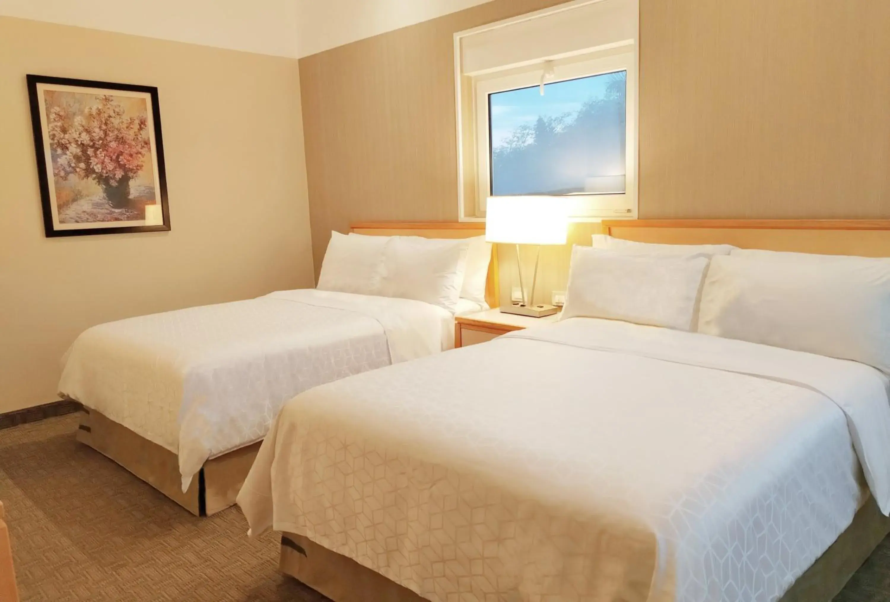 Standard Double Room with Two Double Beds in Holiday Inn Cuernavaca by IHG Standard Double Room with Two Double Beds in Holiday Inn Cuernavaca by IHG