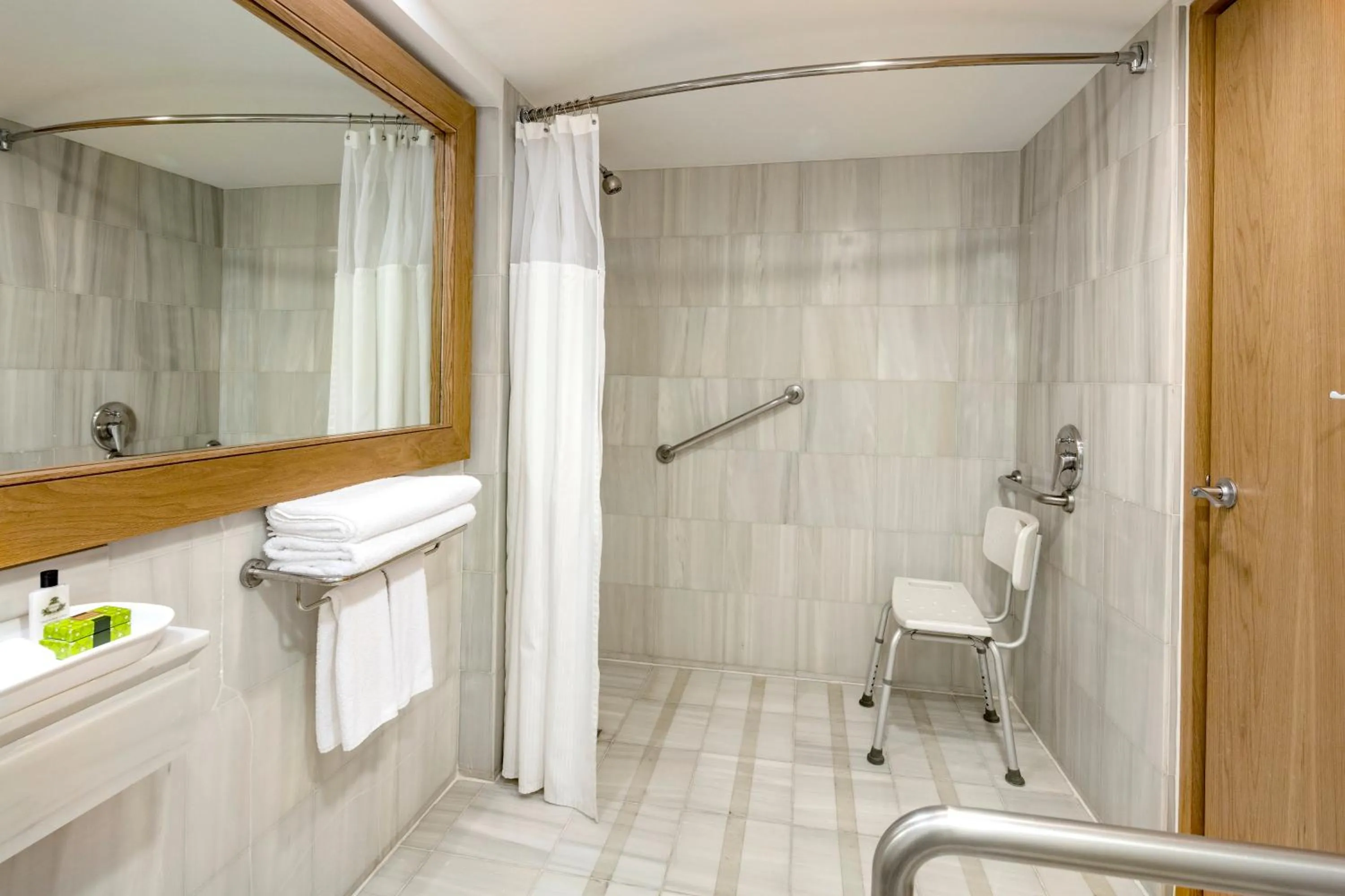 Bathroom in Presidente InterContinental Puebla by IHG