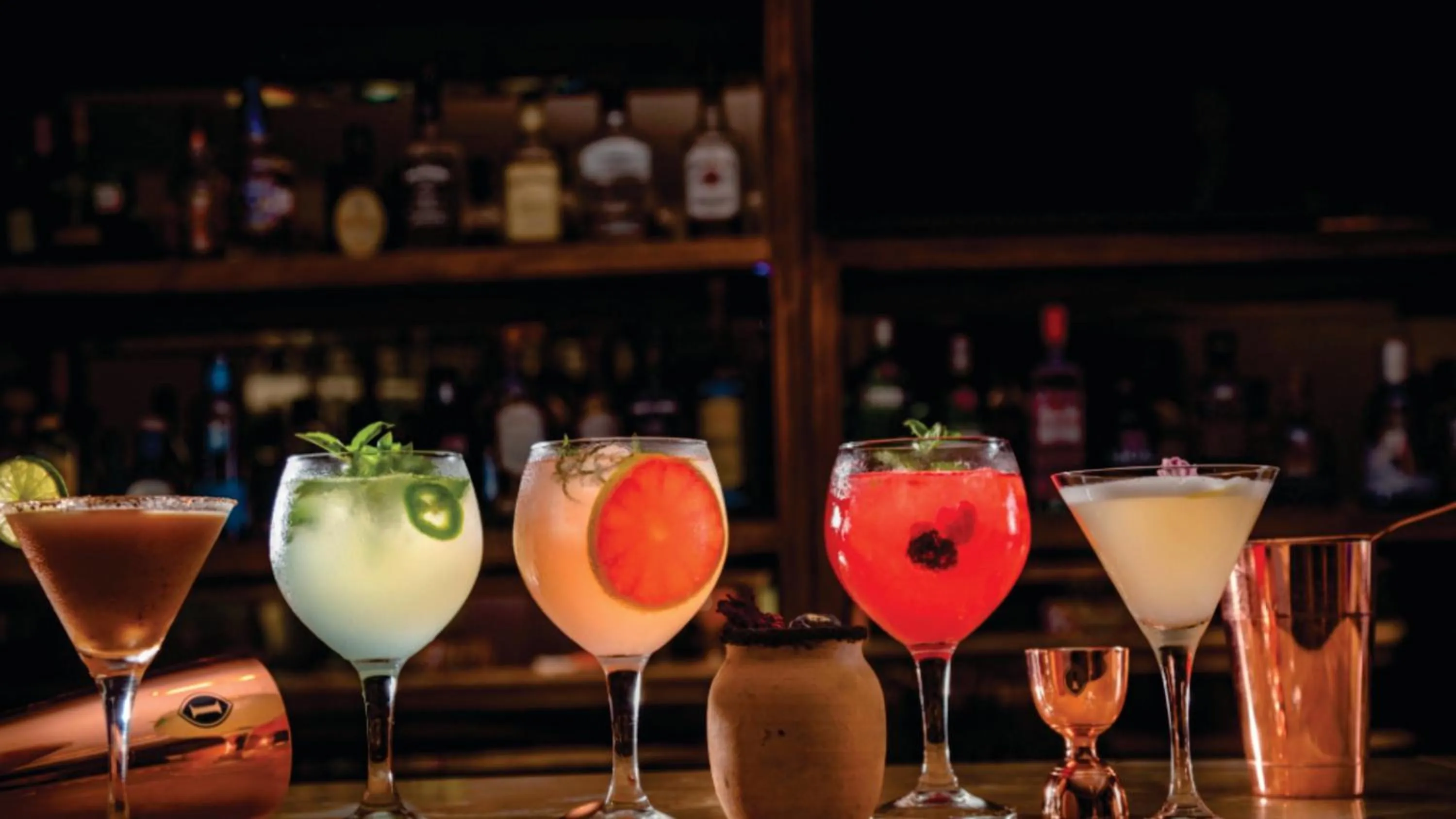 Lounge or bar in Presidente InterContinental Puebla by IHG