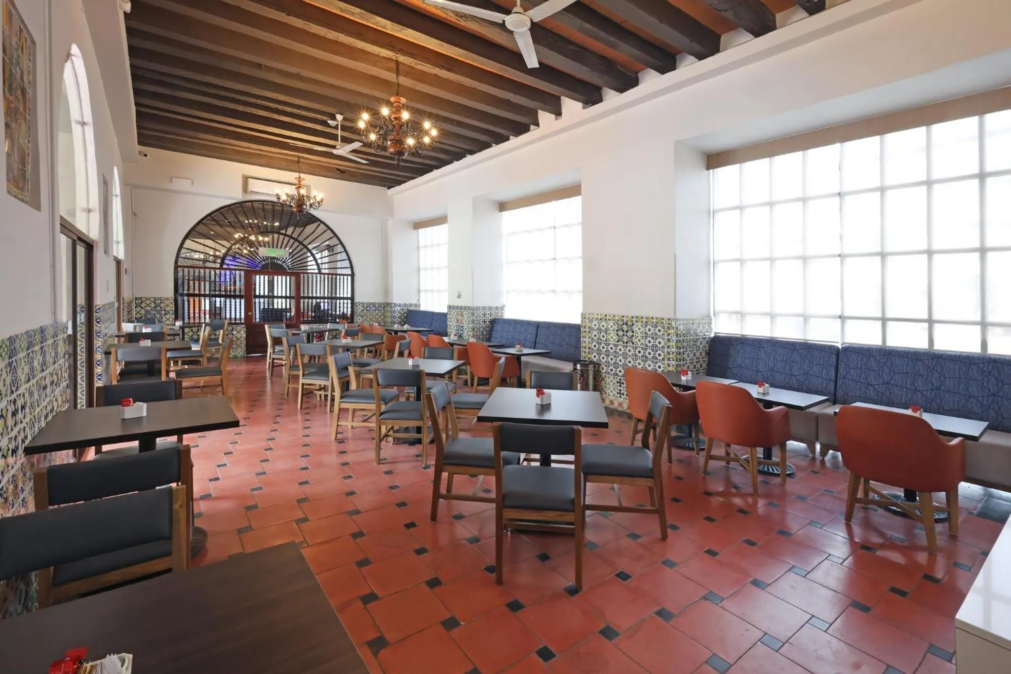 Breakfast in Holiday Inn Express Veracruz Centro Historico by IHG