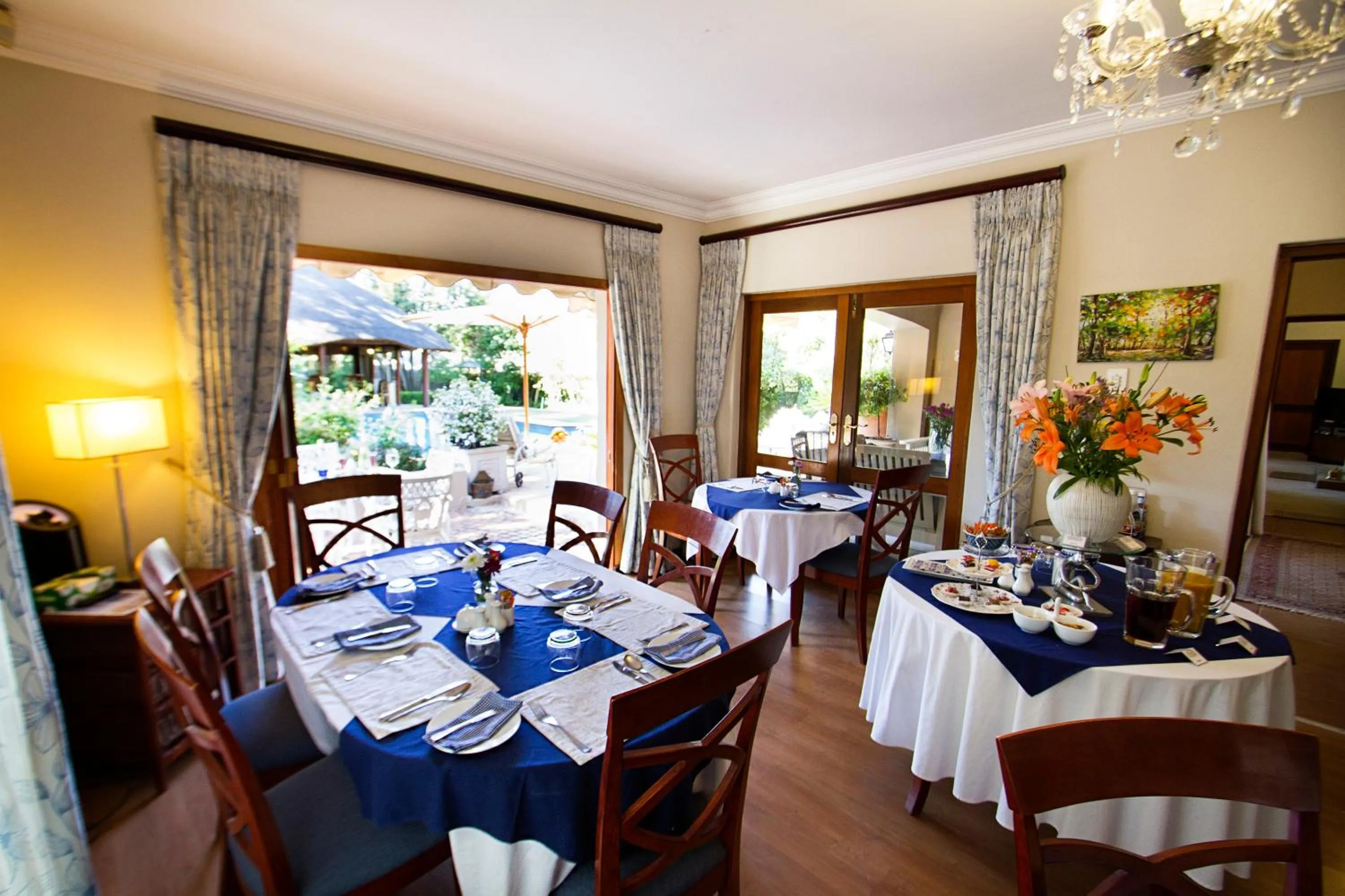 Restaurant/places to eat in Bellgrove Guest House Sandton