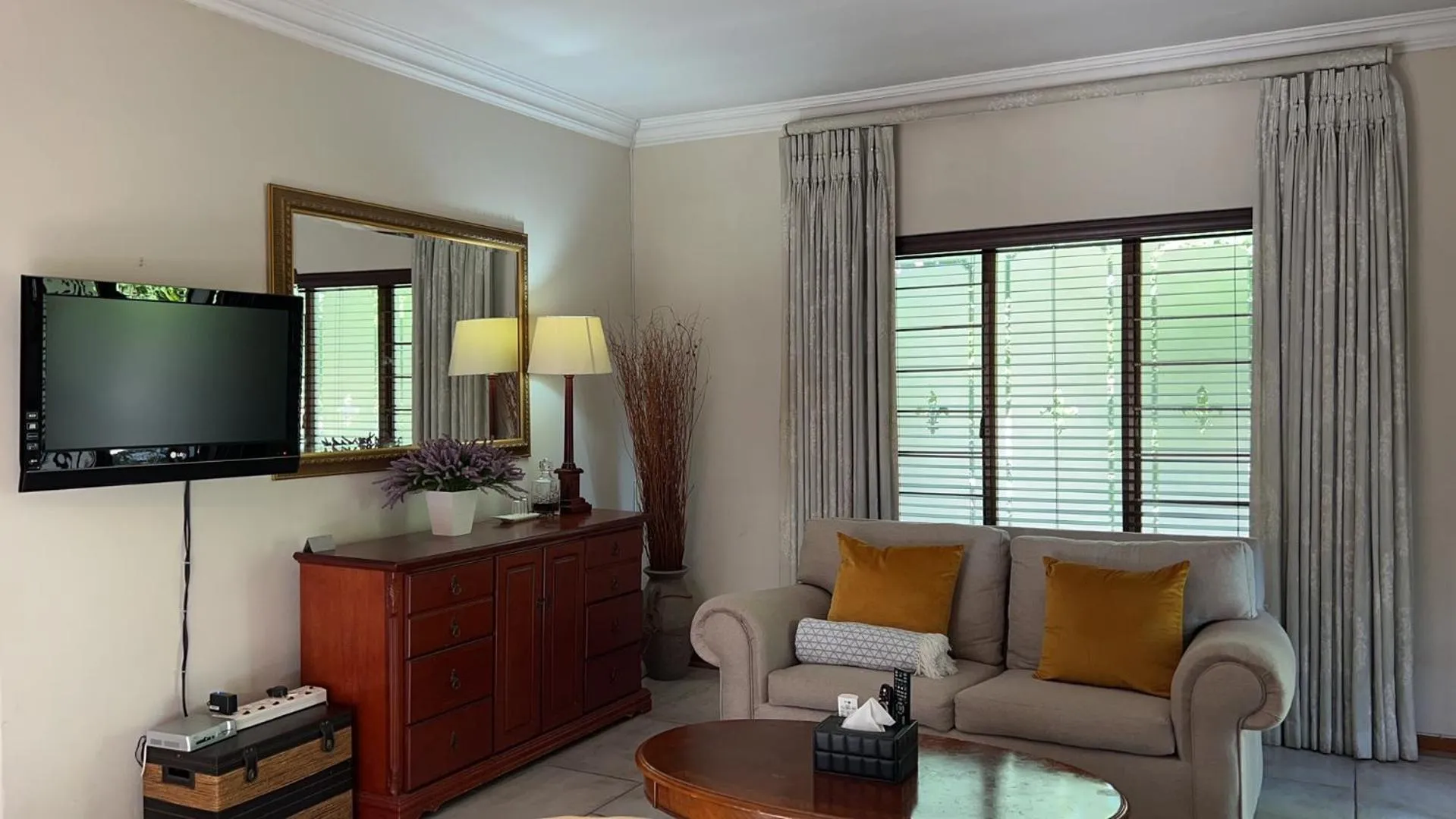 Living room in Bellgrove Guest House Sandton