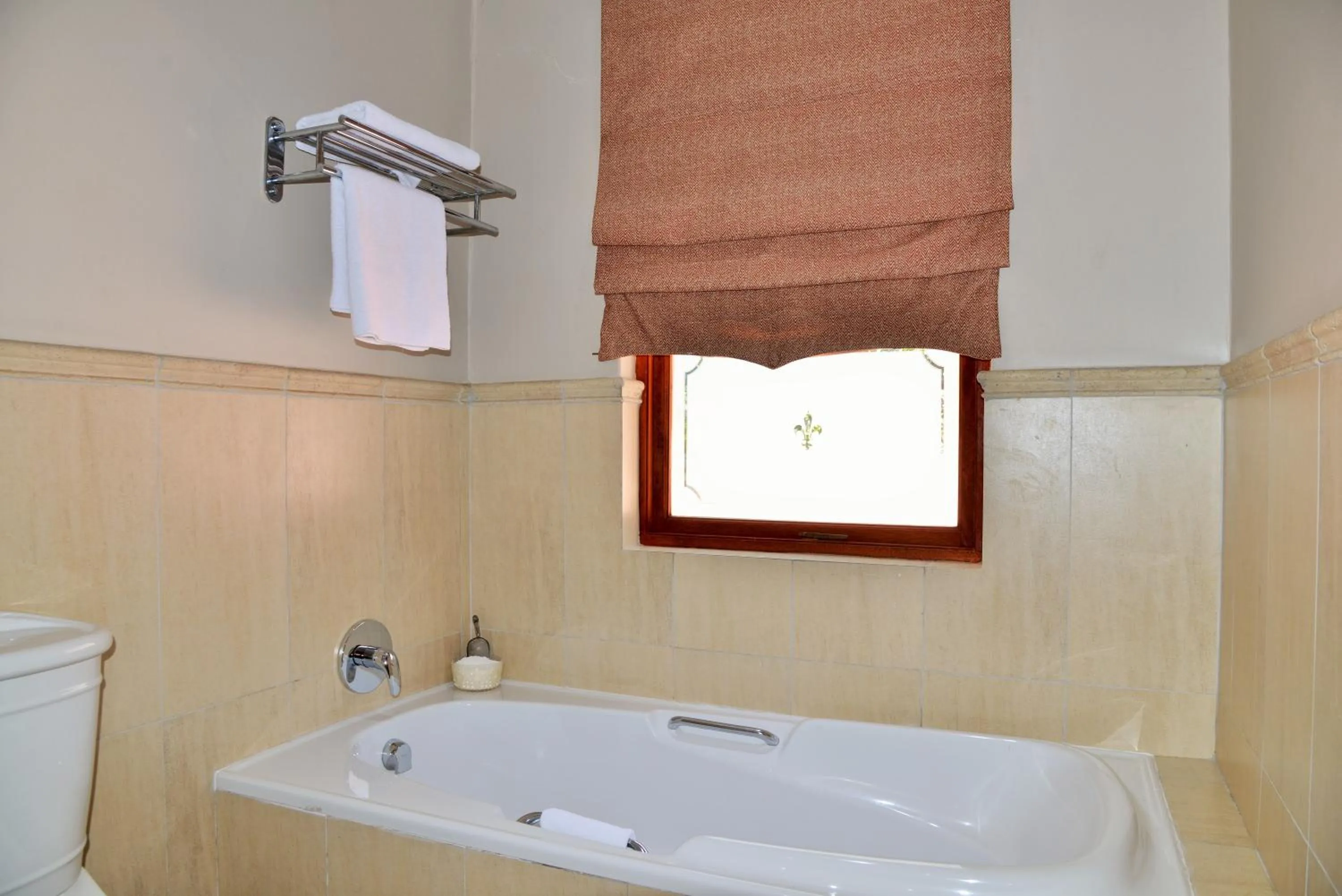 Bathroom in Bellgrove Guest House Sandton