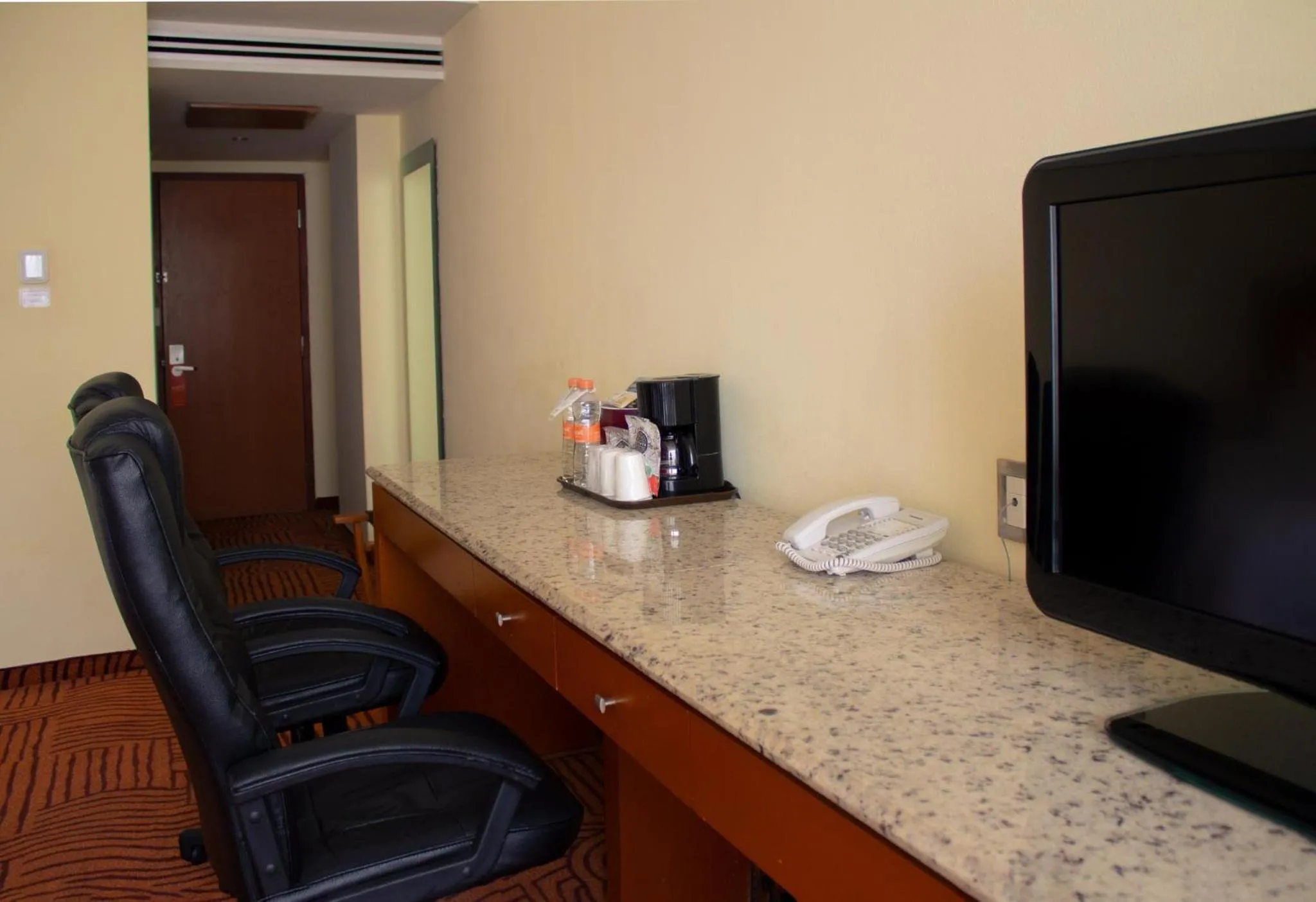 Photo of the whole room in Holiday Inn Puebla Finsa by IHG