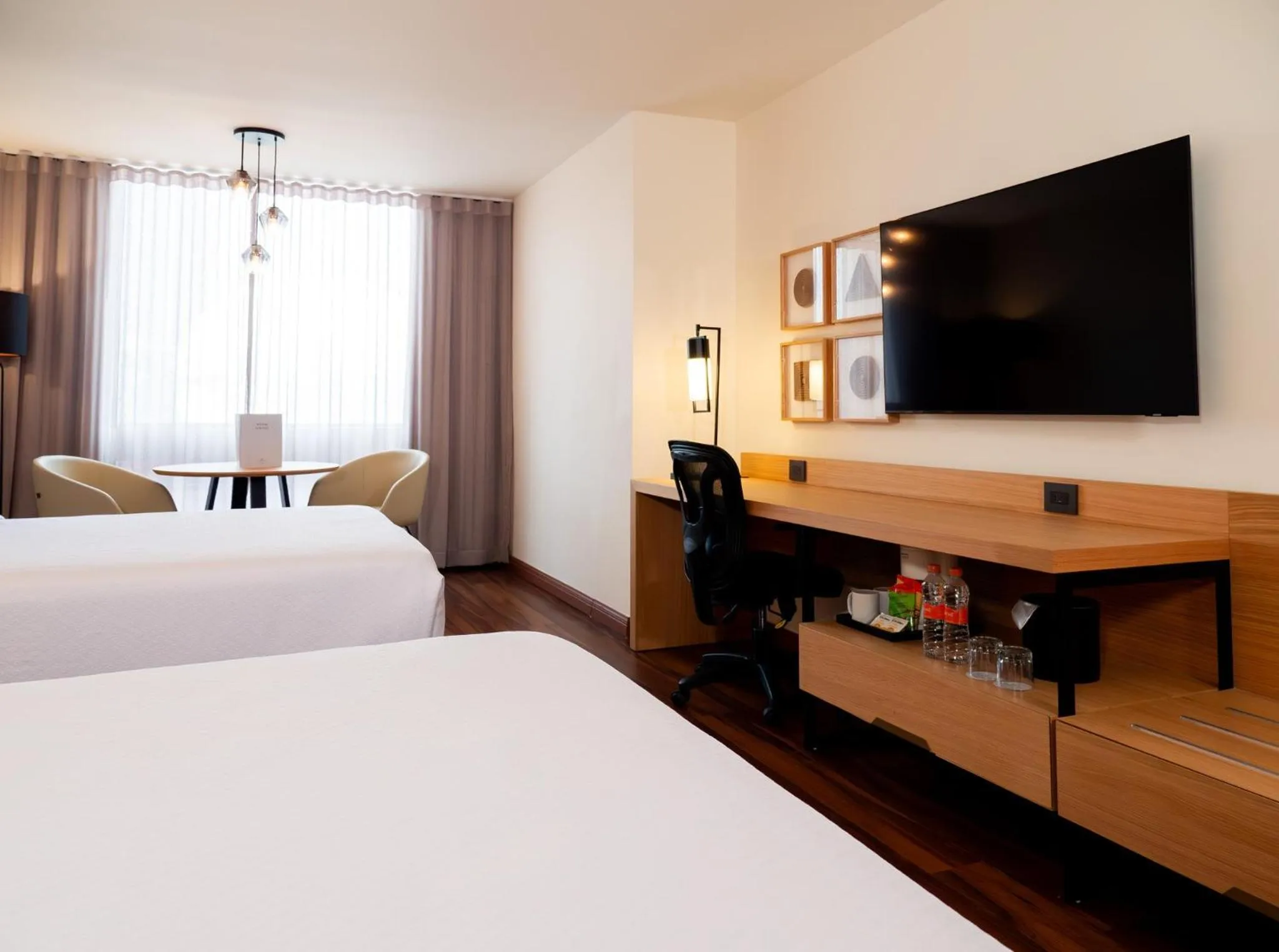 Photo of the whole room, Bed in Crowne Plaza Hotel Monterrey by IHG