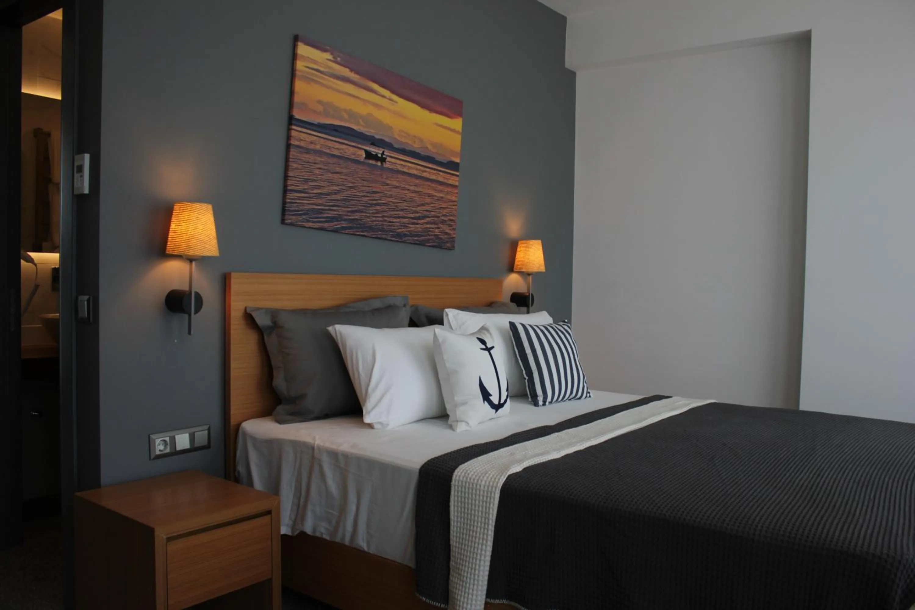 Photo of the whole room, Bed in Port Marina Hotel