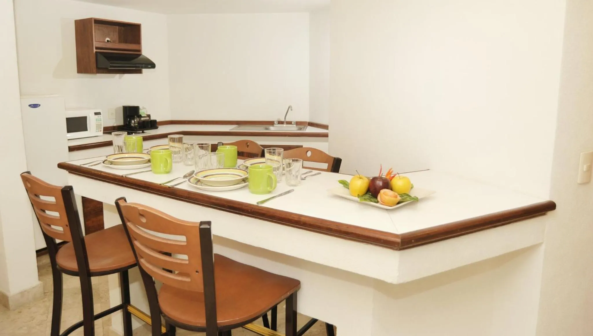 Photo of the whole room in Gamma Plaza Ixtapa