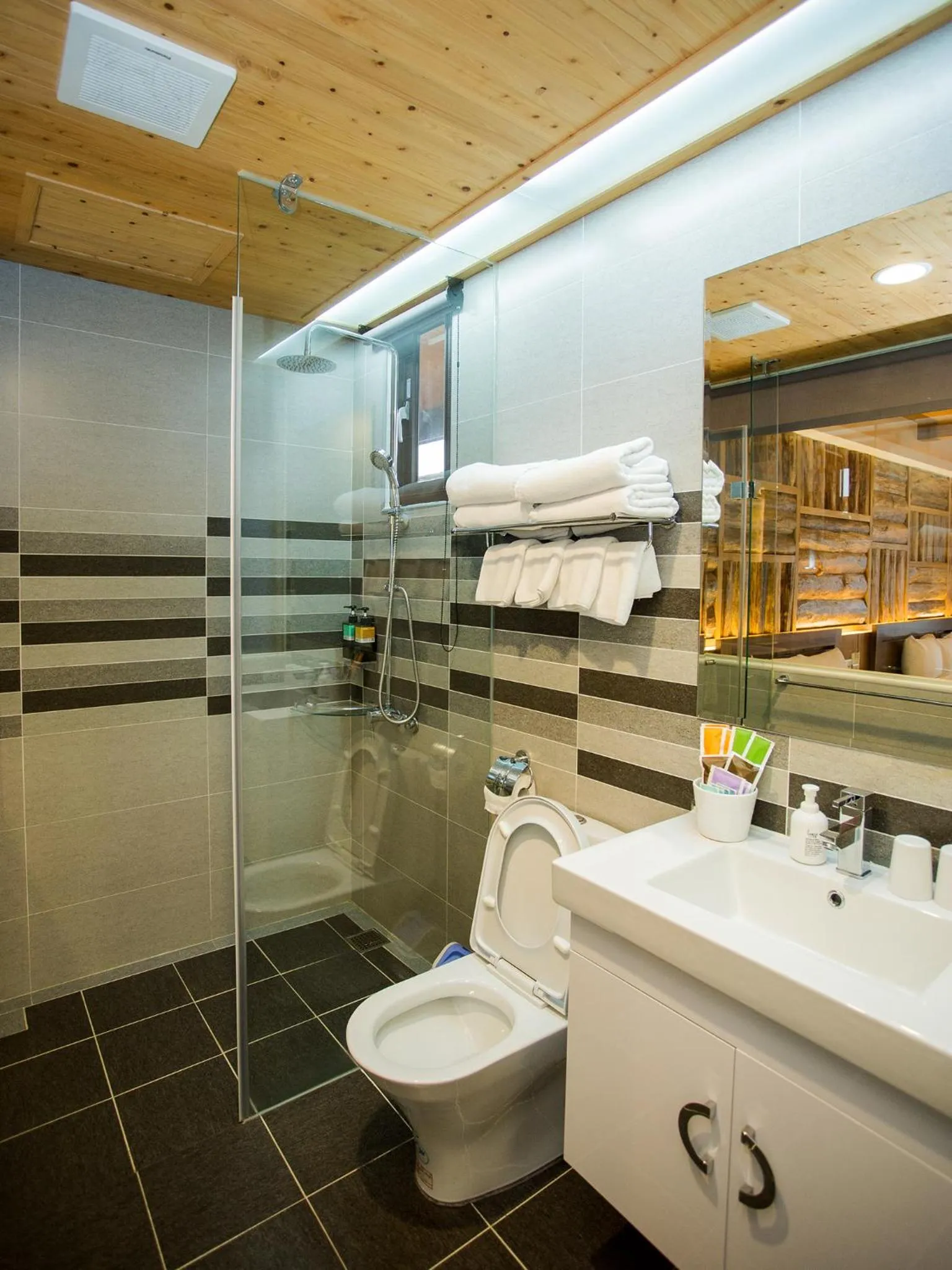 Bathroom in Bethlehem B&B