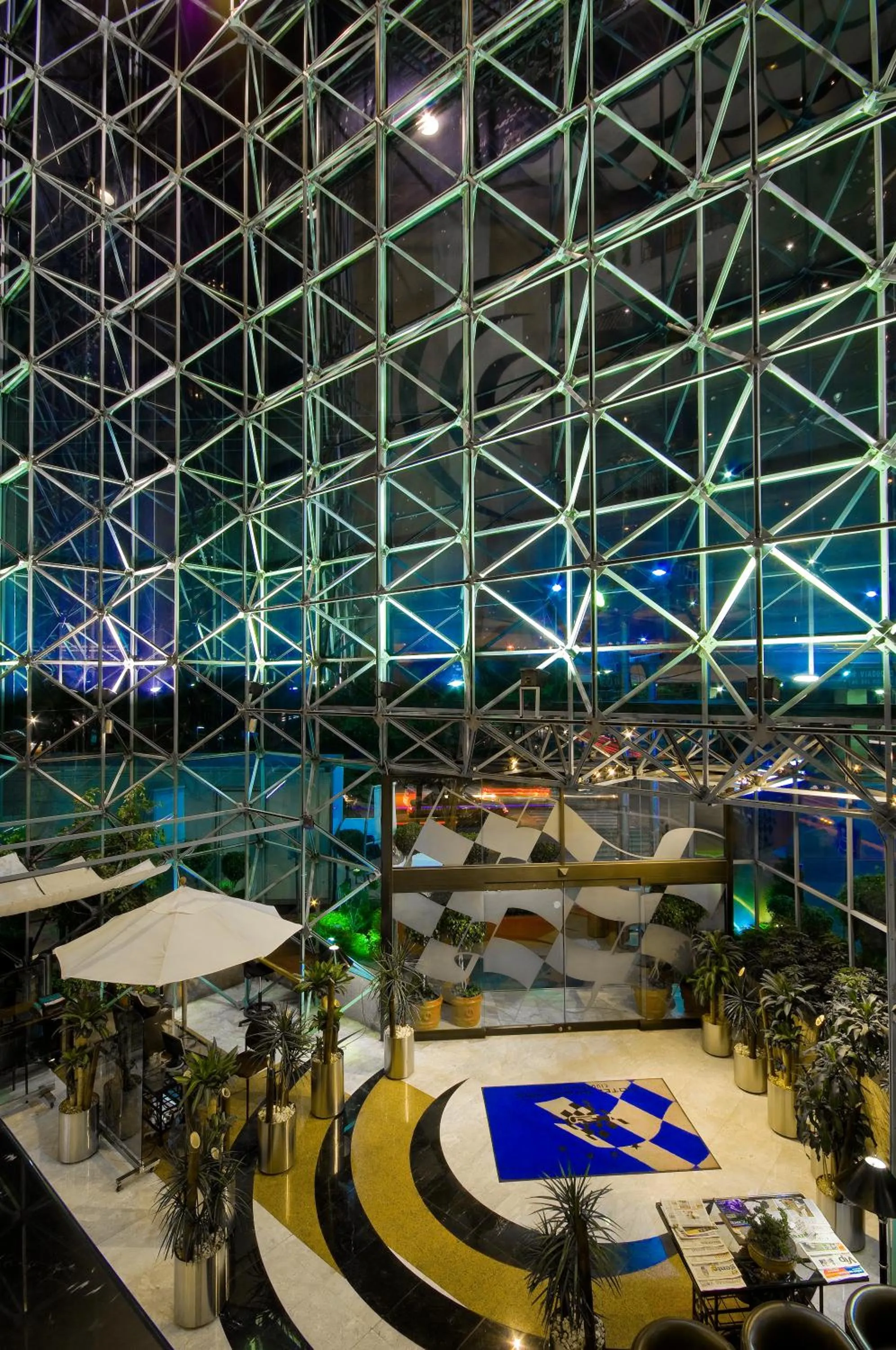 Lobby or reception in WeEnjoy Hotels Grand Prix Aeropuerto CDMX