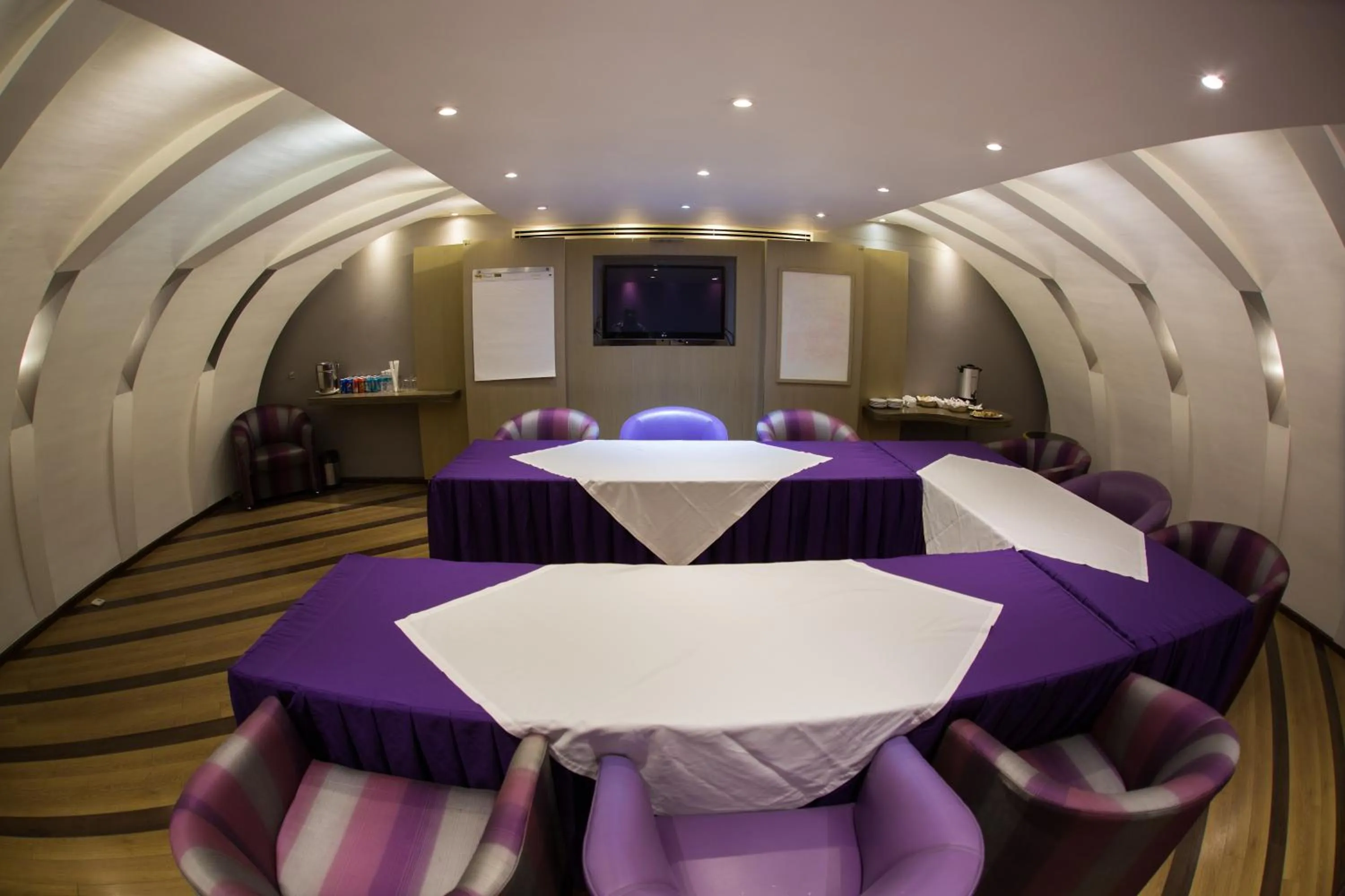 Meeting/conference room in WeEnjoy Hotels Grand Prix Aeropuerto CDMX