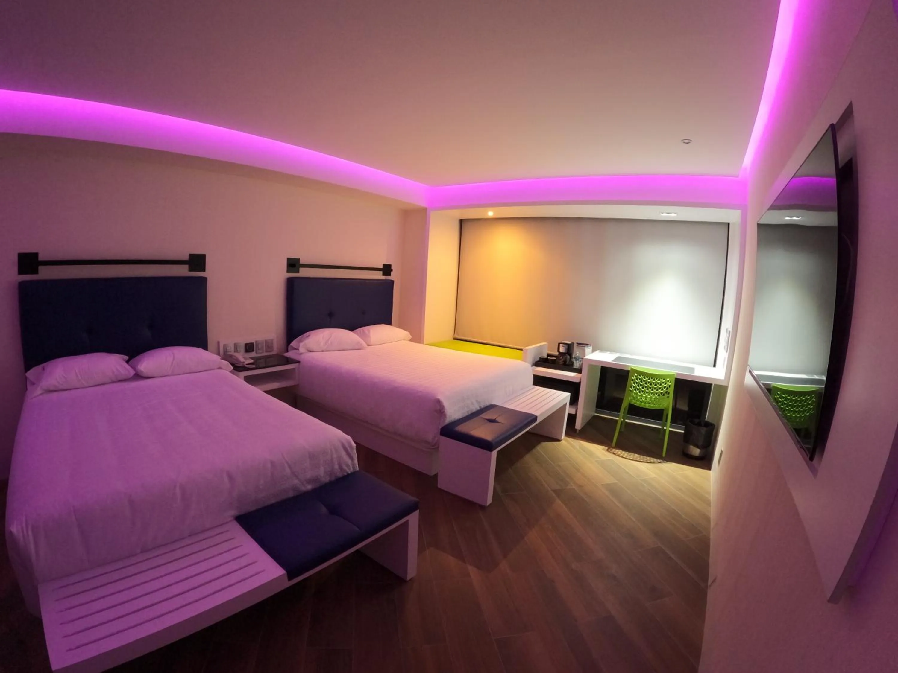 Bed in WeEnjoy Hotels Grand Prix Aeropuerto CDMX
