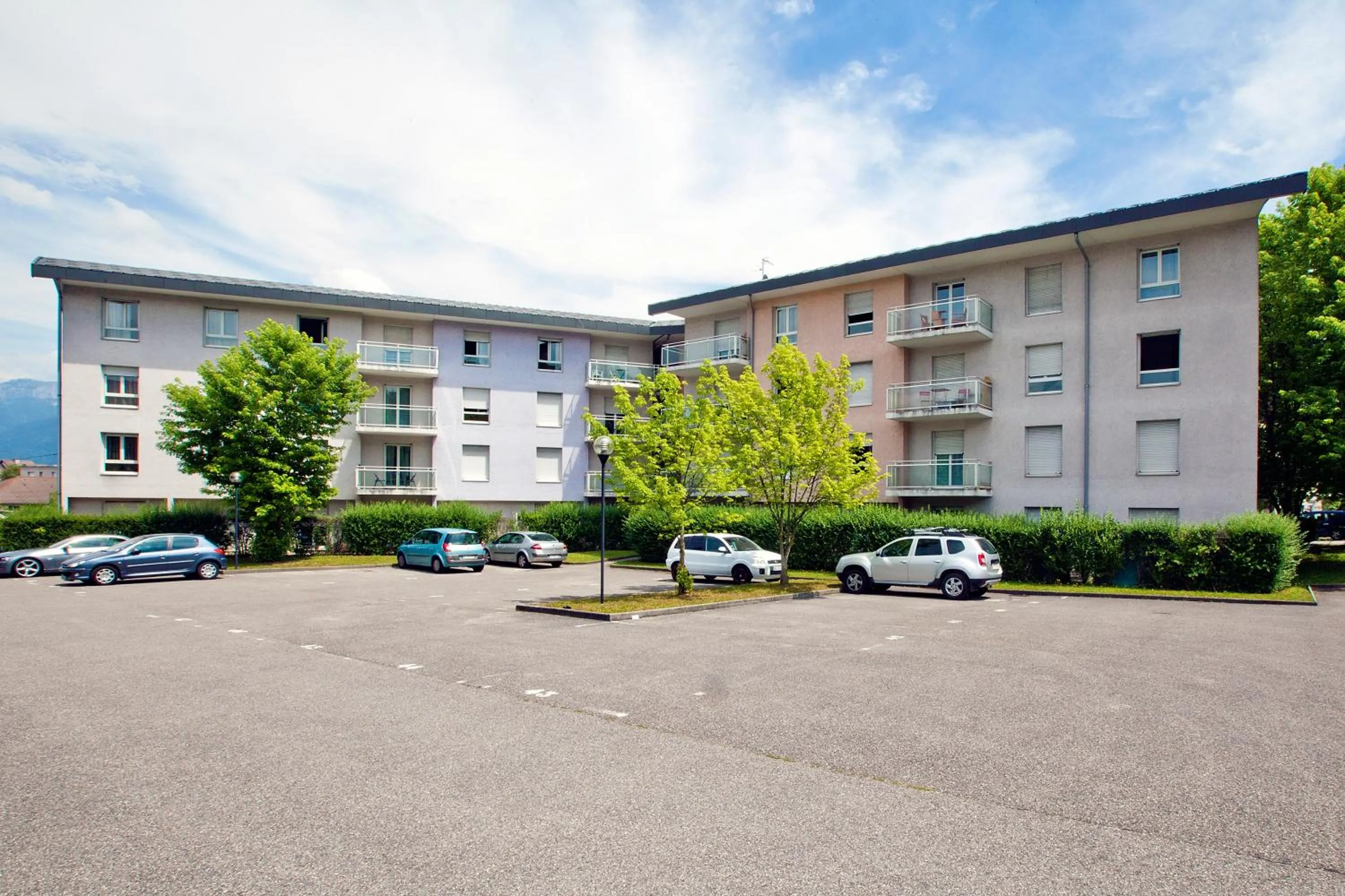 Area and facilities in Séjours & Affaires Annecy Le Pont Neuf