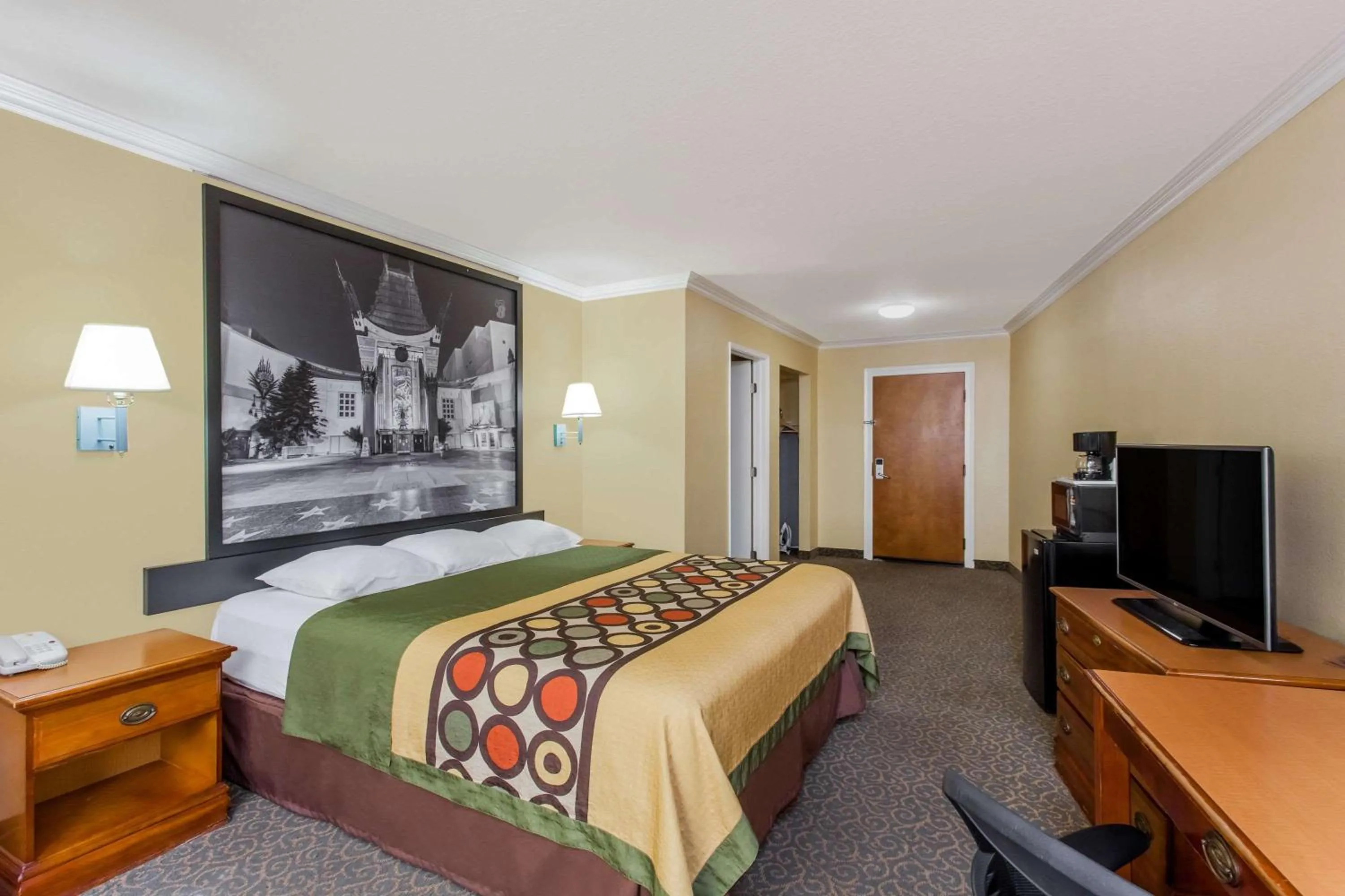 On site, Bed in Super 8 by Wyndham Los Angeles Downtown