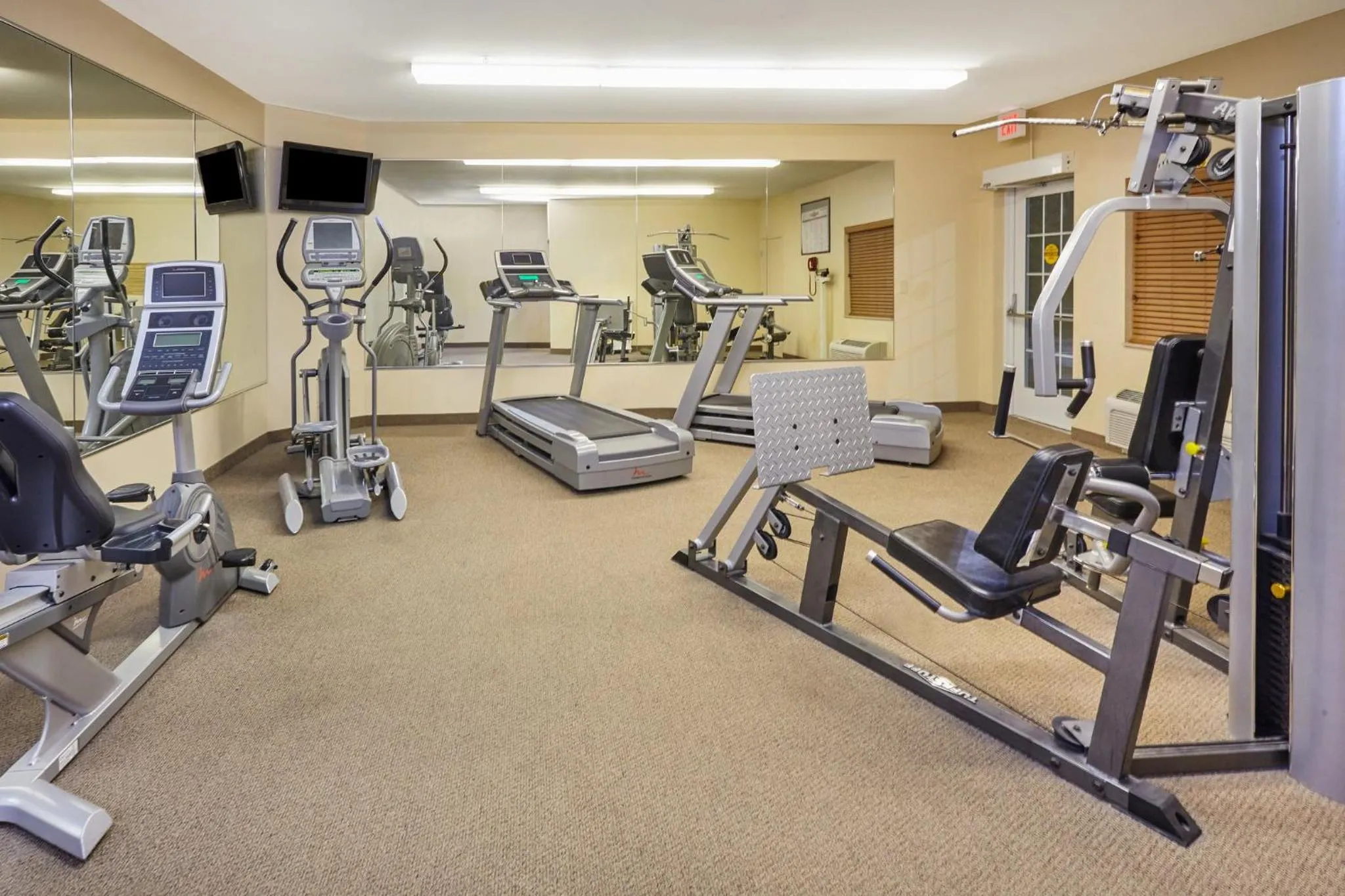 Fitness centre/facilities in Candlewood Suites Milwaukee Airport - Oak Creek by IHG