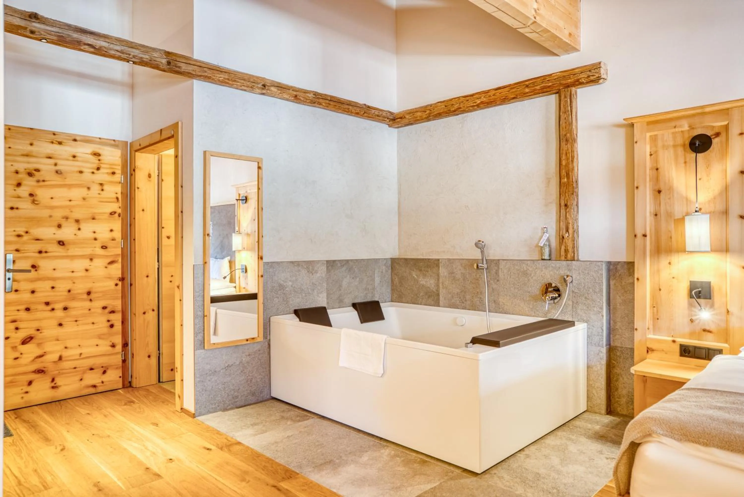 Bedroom, Bed in Posthotel Kassl 4-Sterne-Superior