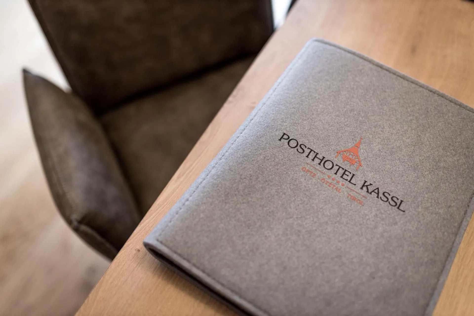 room service in Posthotel Kassl 4-Sterne-Superior