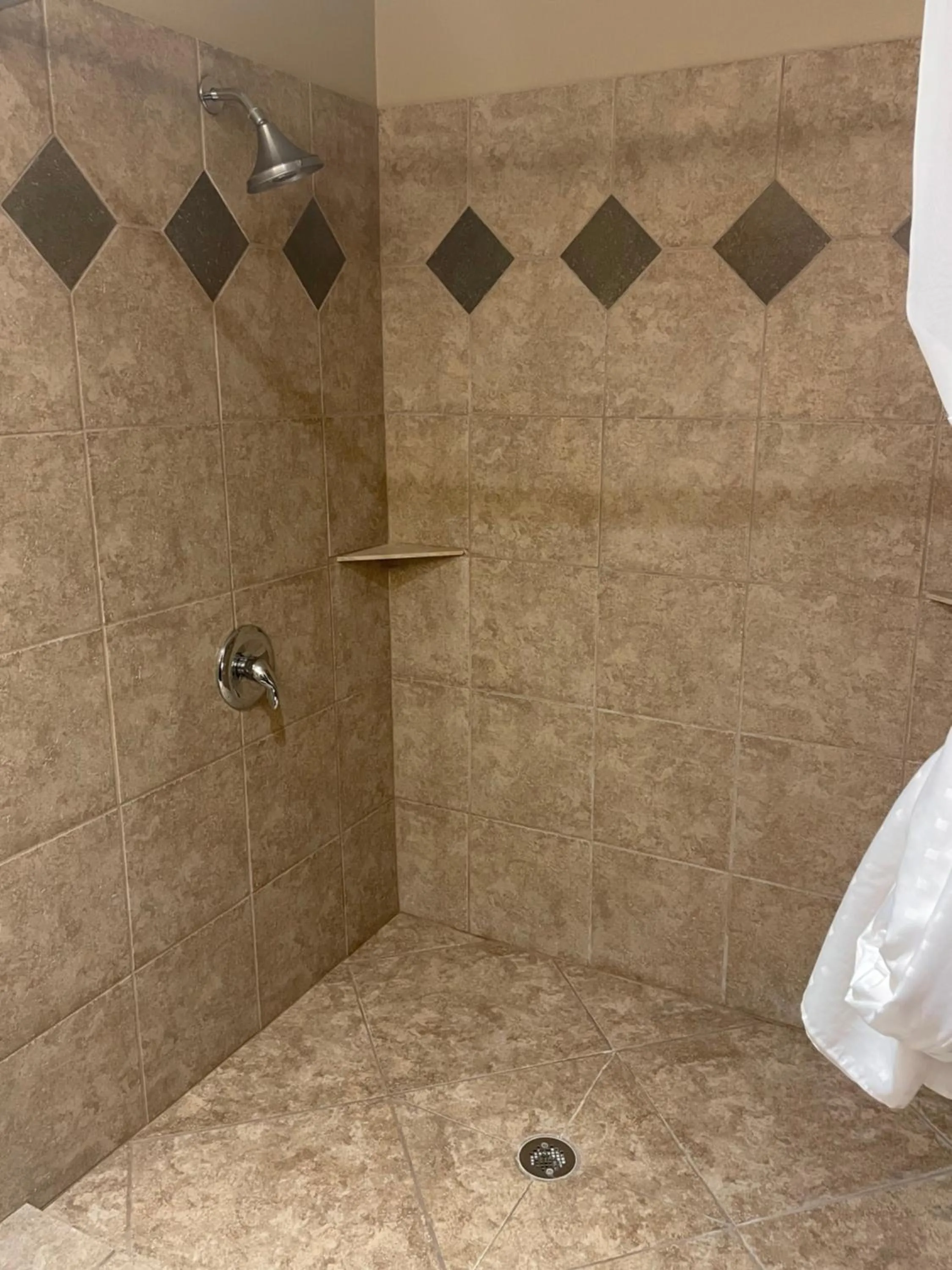 Stay Suites formerly known as Days Inn & Suites by Wyndham La Crosse-Onalaska