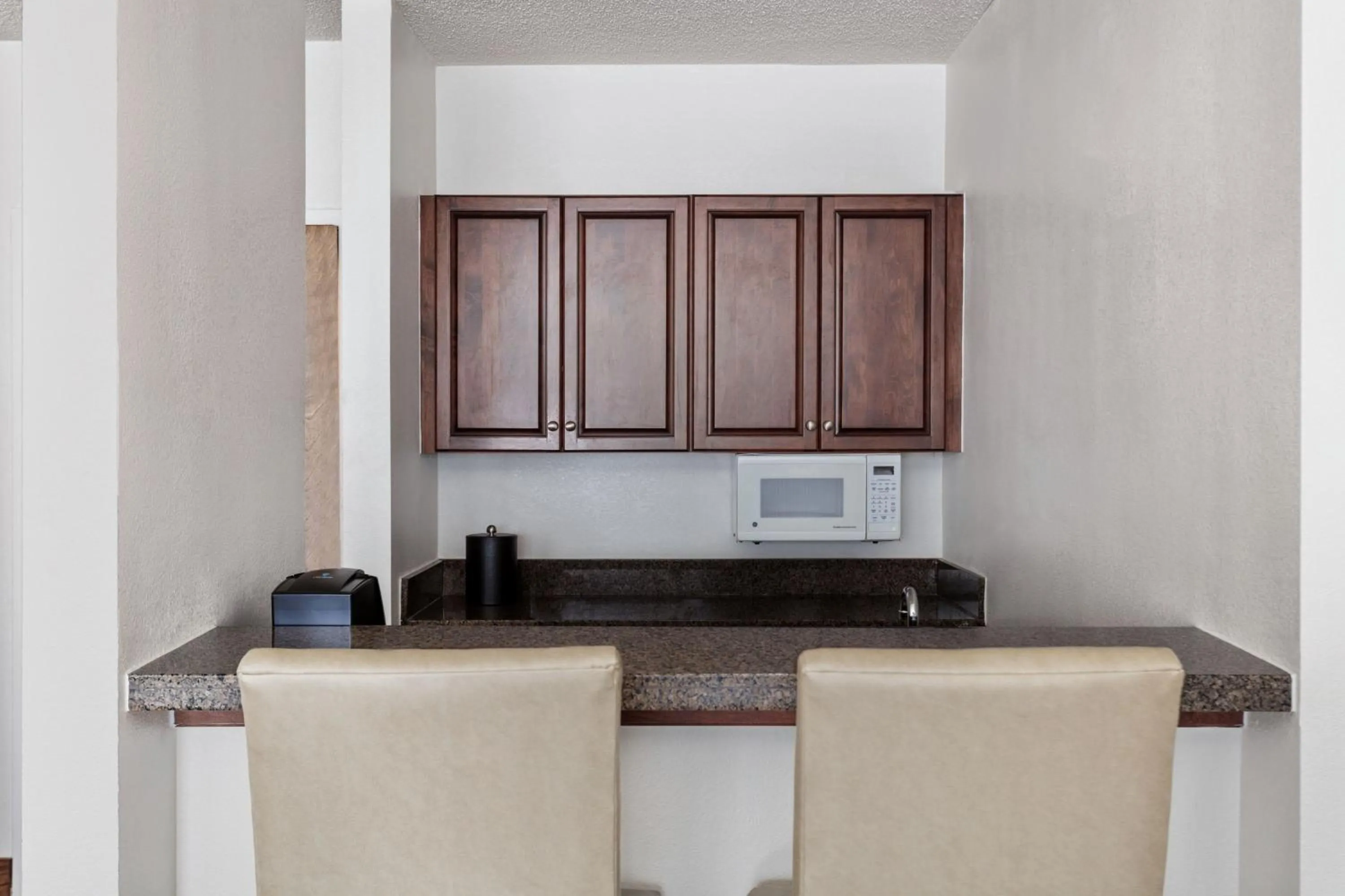 Kitchen or kitchenette in Delta Hotels by Marriott Bristol