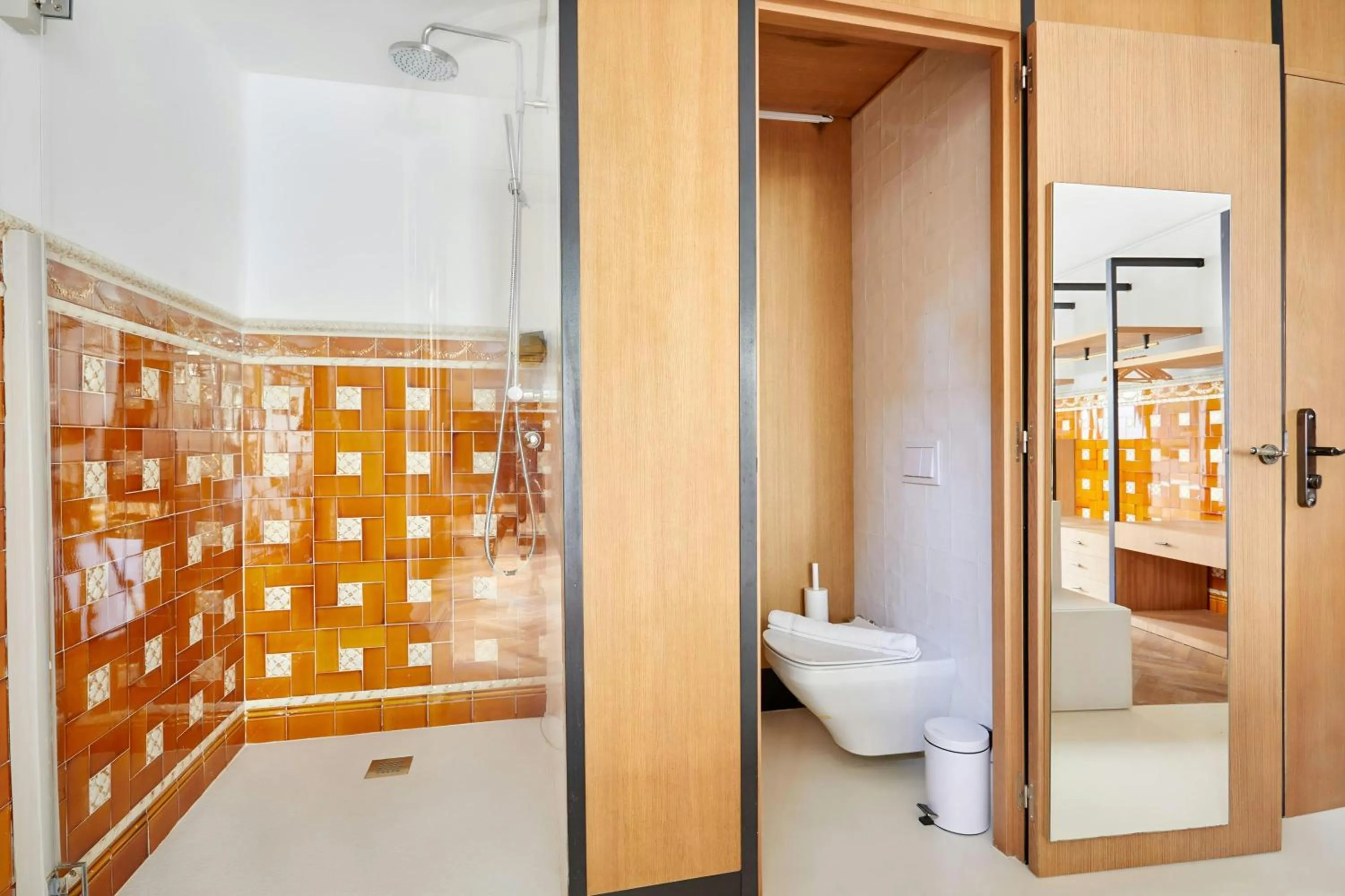 Bathroom in Le Palacete Hotel Gracia District, Sonder by Marriott Bonvoy