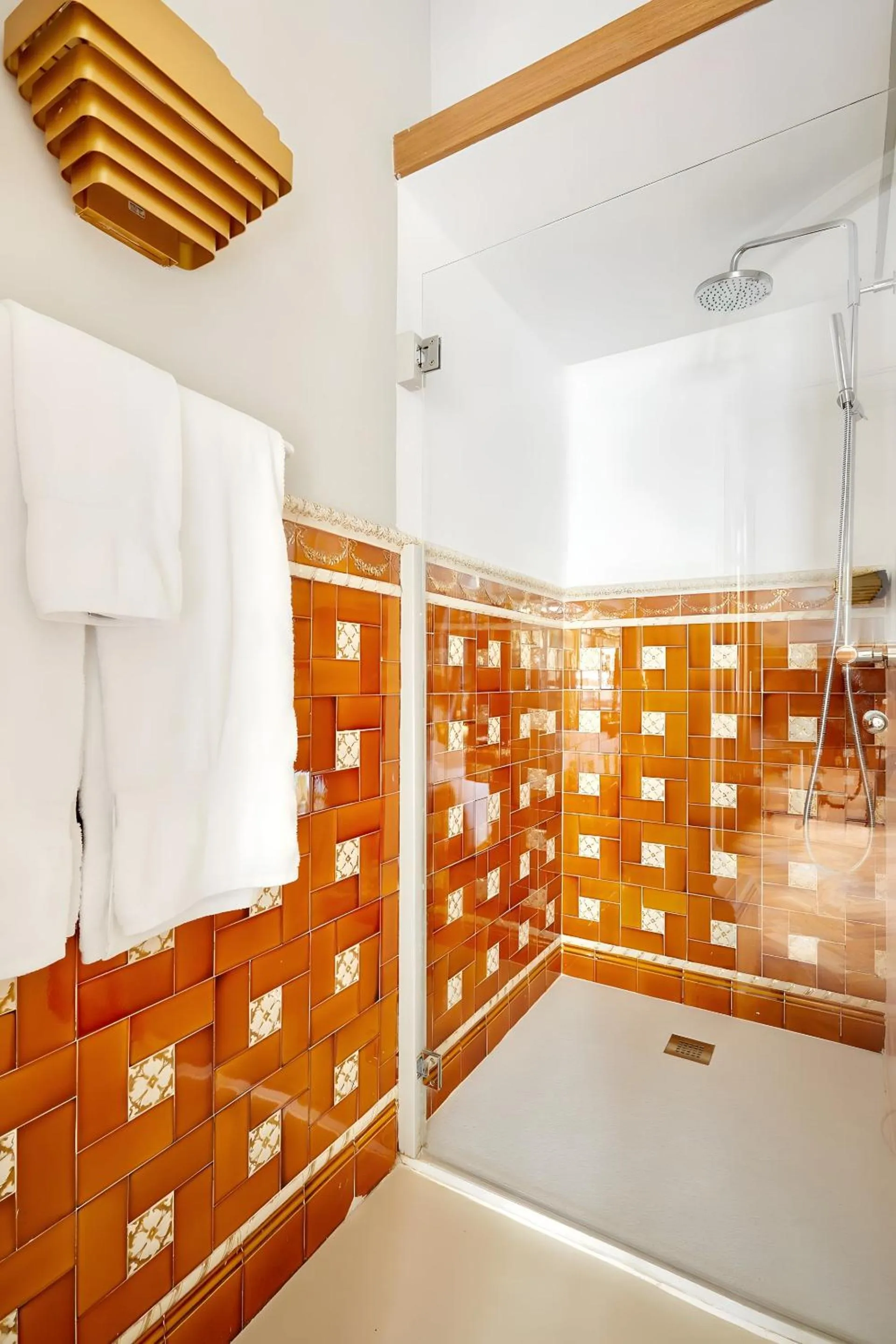 Other in Le Palacete by Sweett