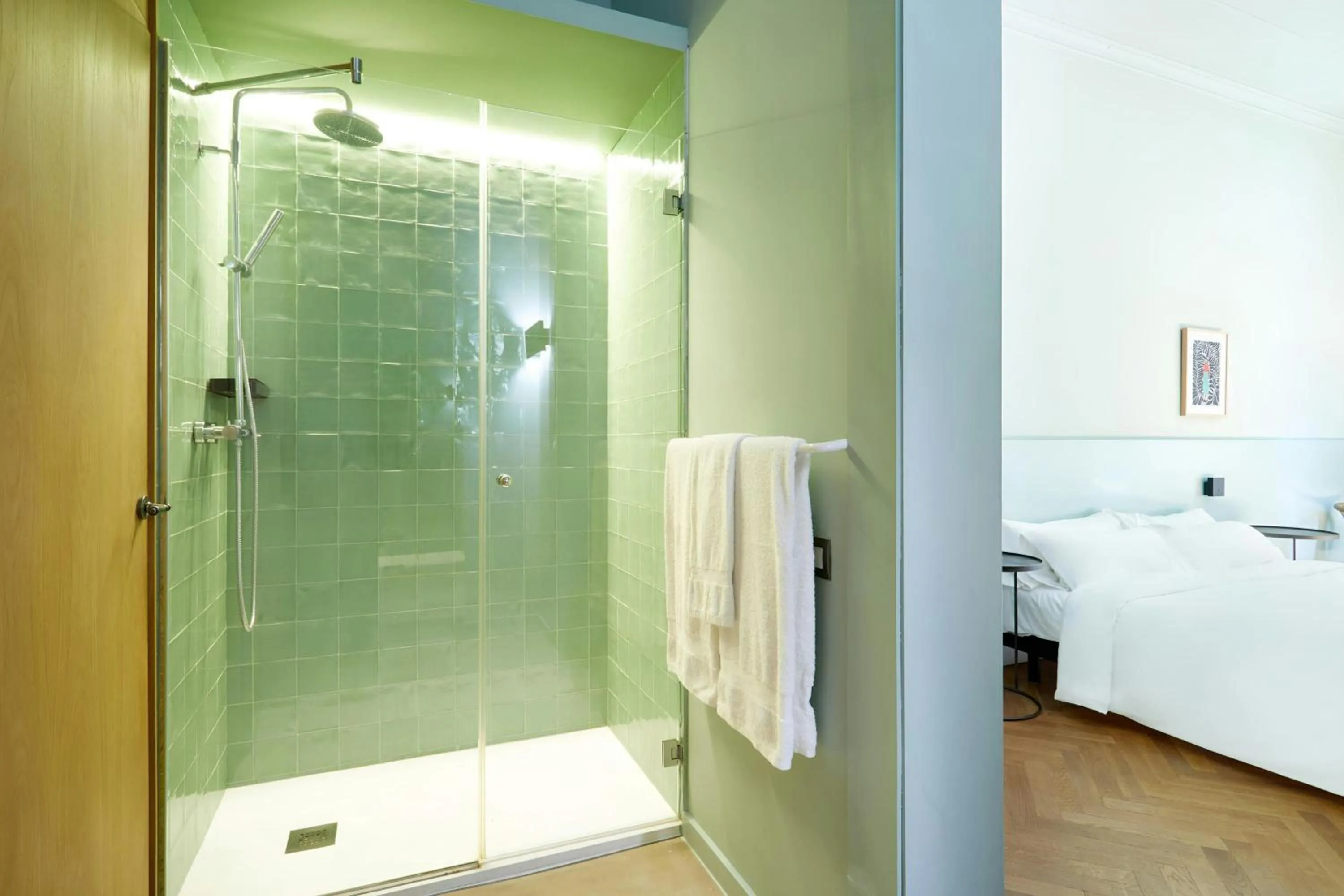 Bathroom in Le Palacete Hotel Gracia District, Sonder by Marriott Bonvoy