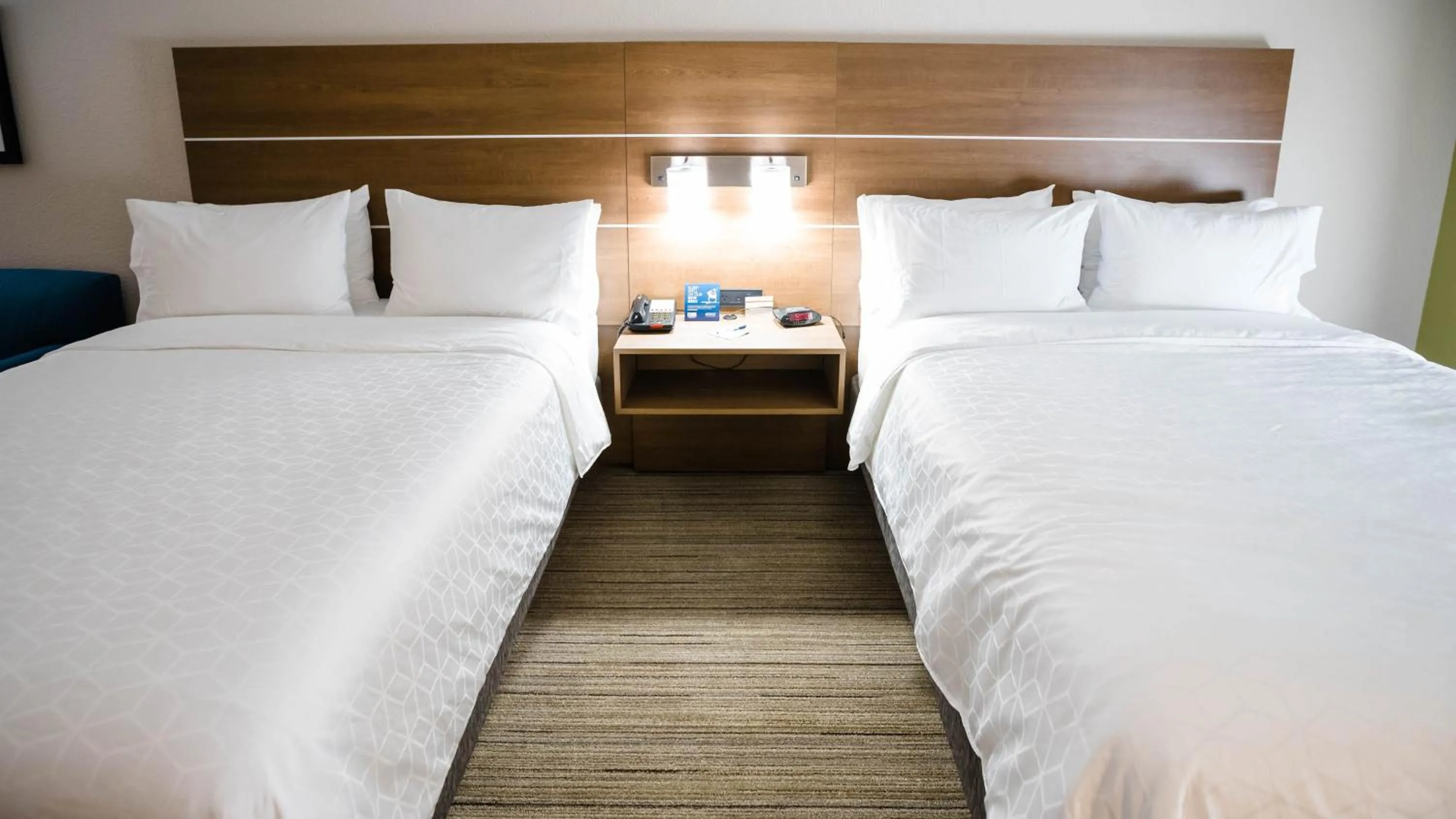 Bedroom, Bed in Holiday Inn Express & Suites Knoxville-Farragut by IHG