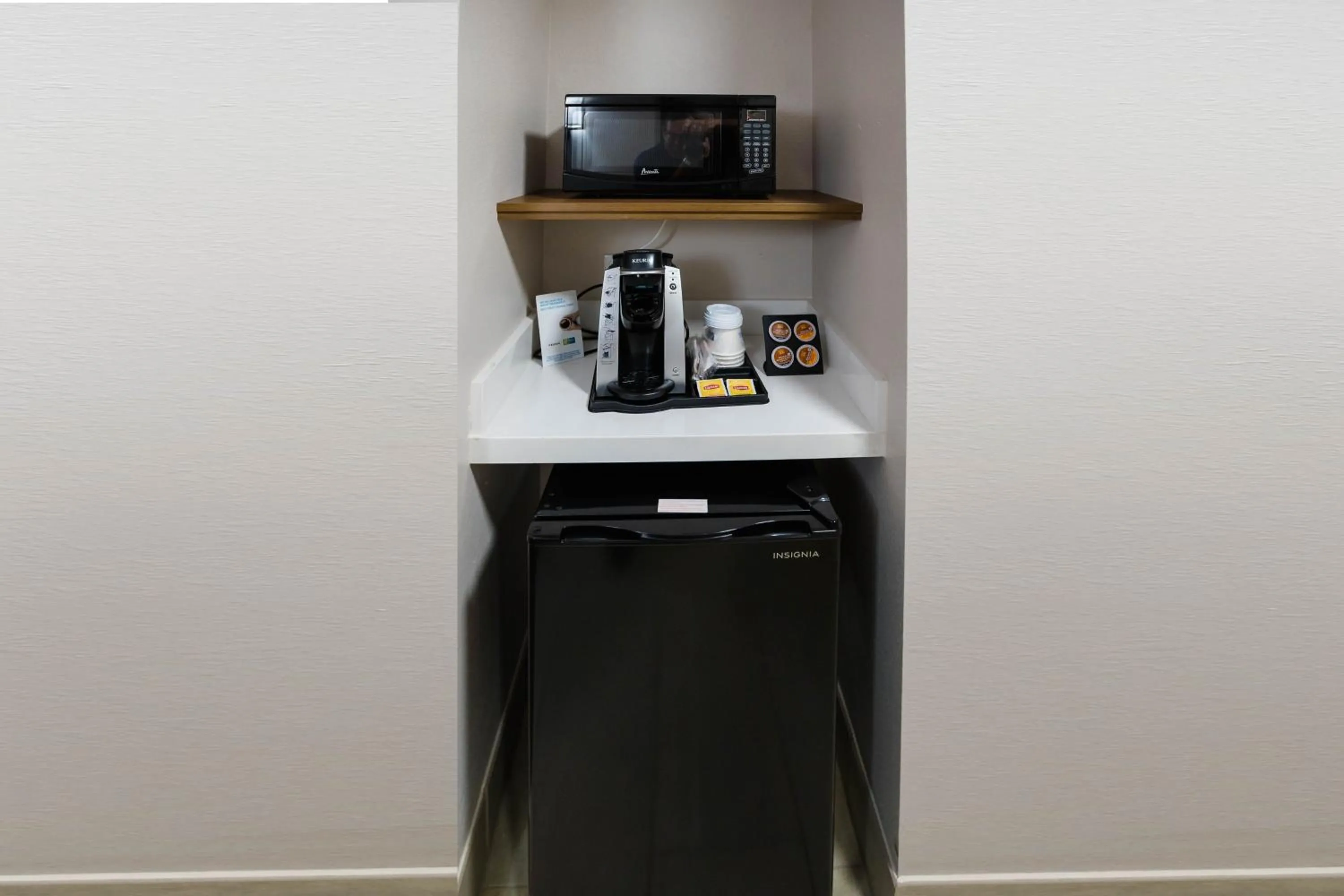 Photo of the whole room in Holiday Inn Express & Suites Knoxville-Farragut by IHG