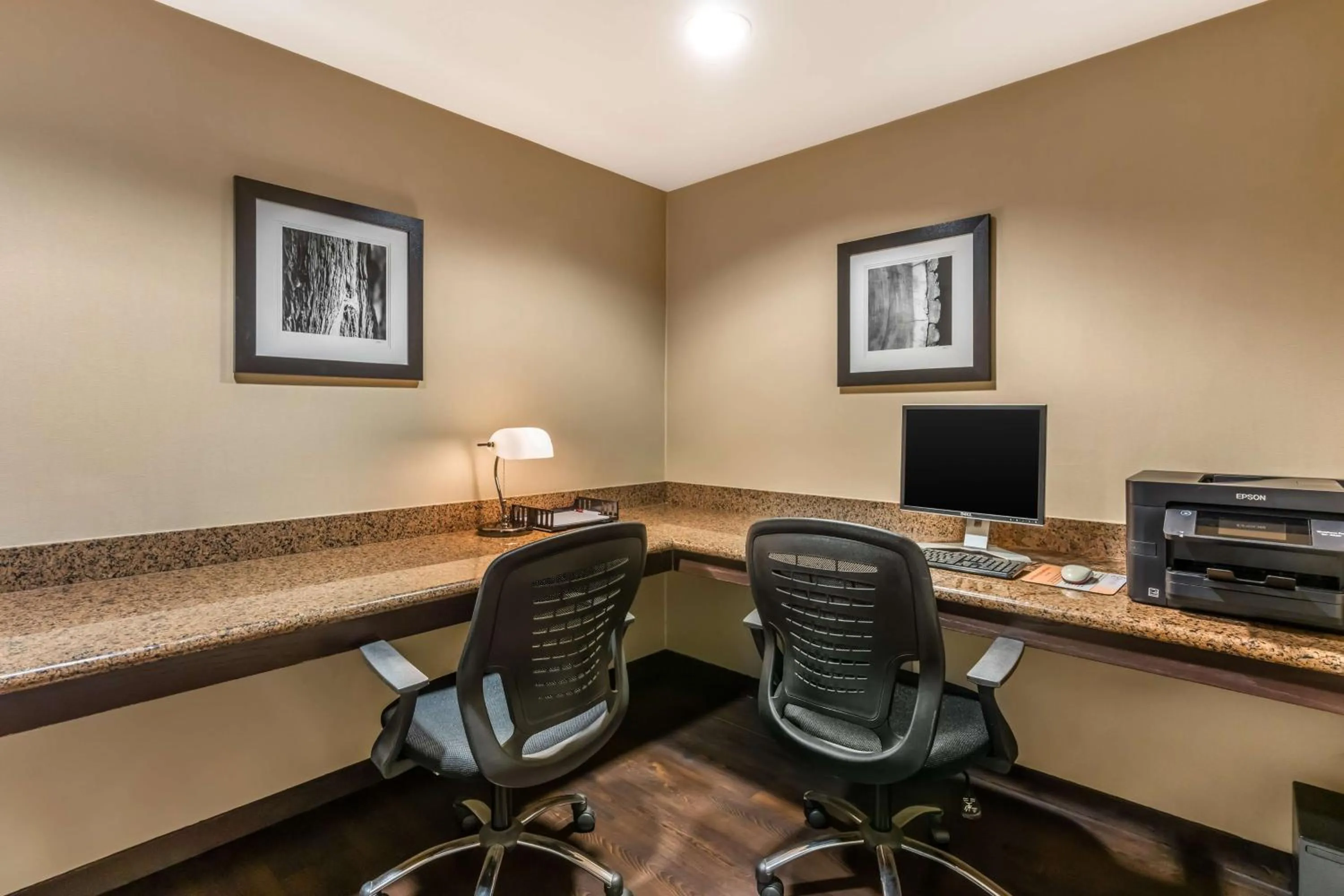 Business facilities in Best Western Plus Wine Country Inn & Suites