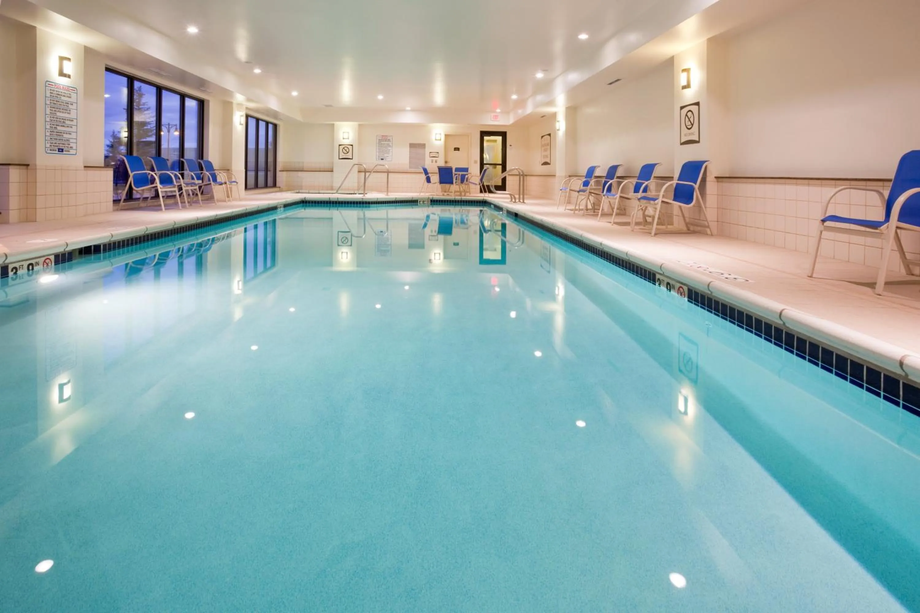 Swimming pool in Staybridge Suites Milwaukee West-Oconomowoc by IHG