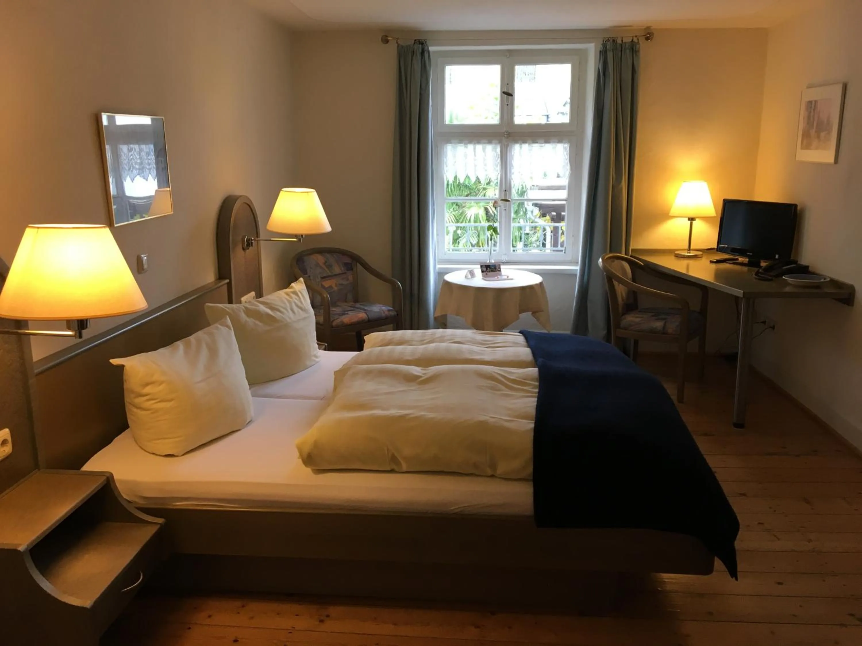 Photo of the whole room in Hotel Springiersbacher-Hof