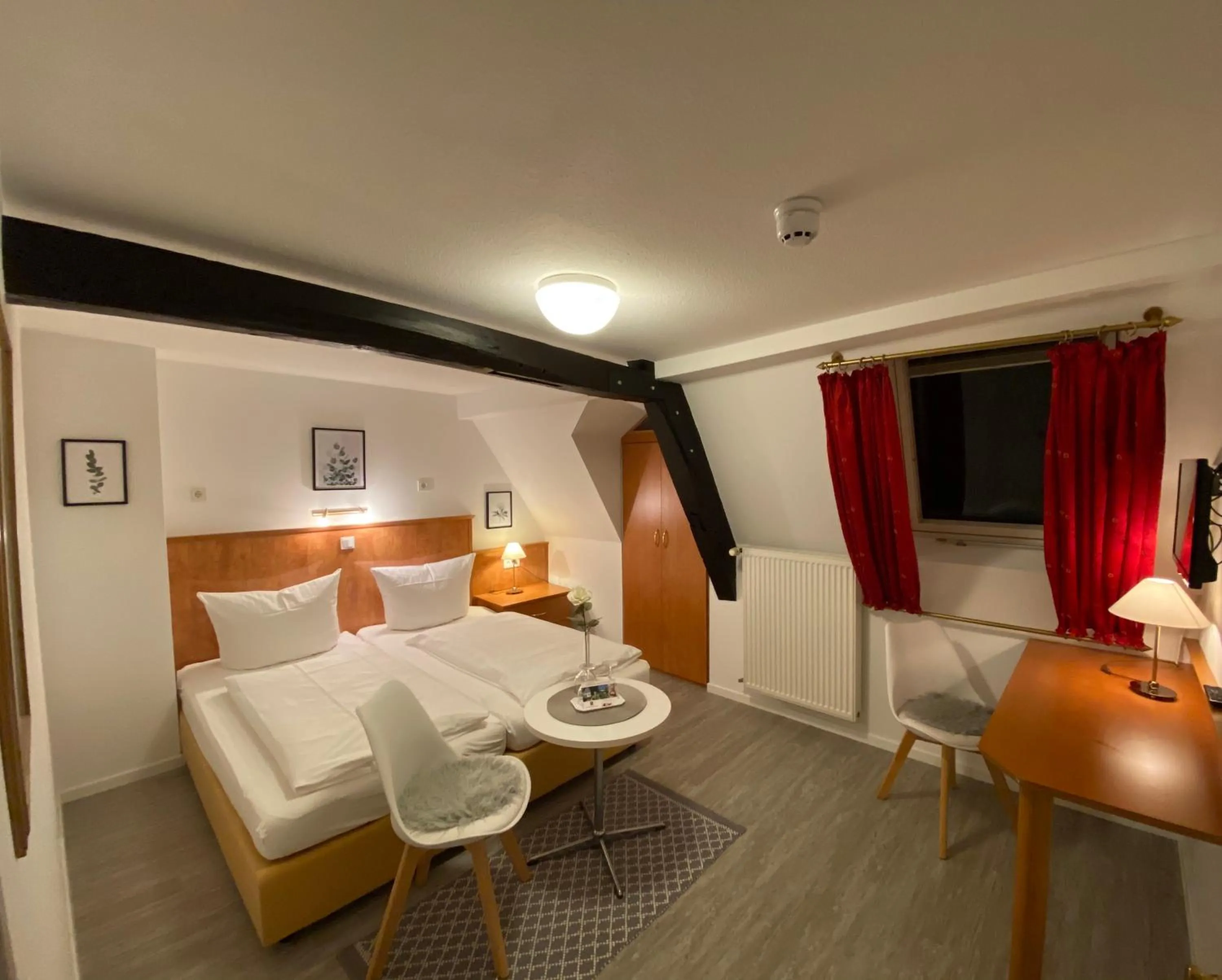 Photo of the whole room in Hotel Springiersbacher-Hof