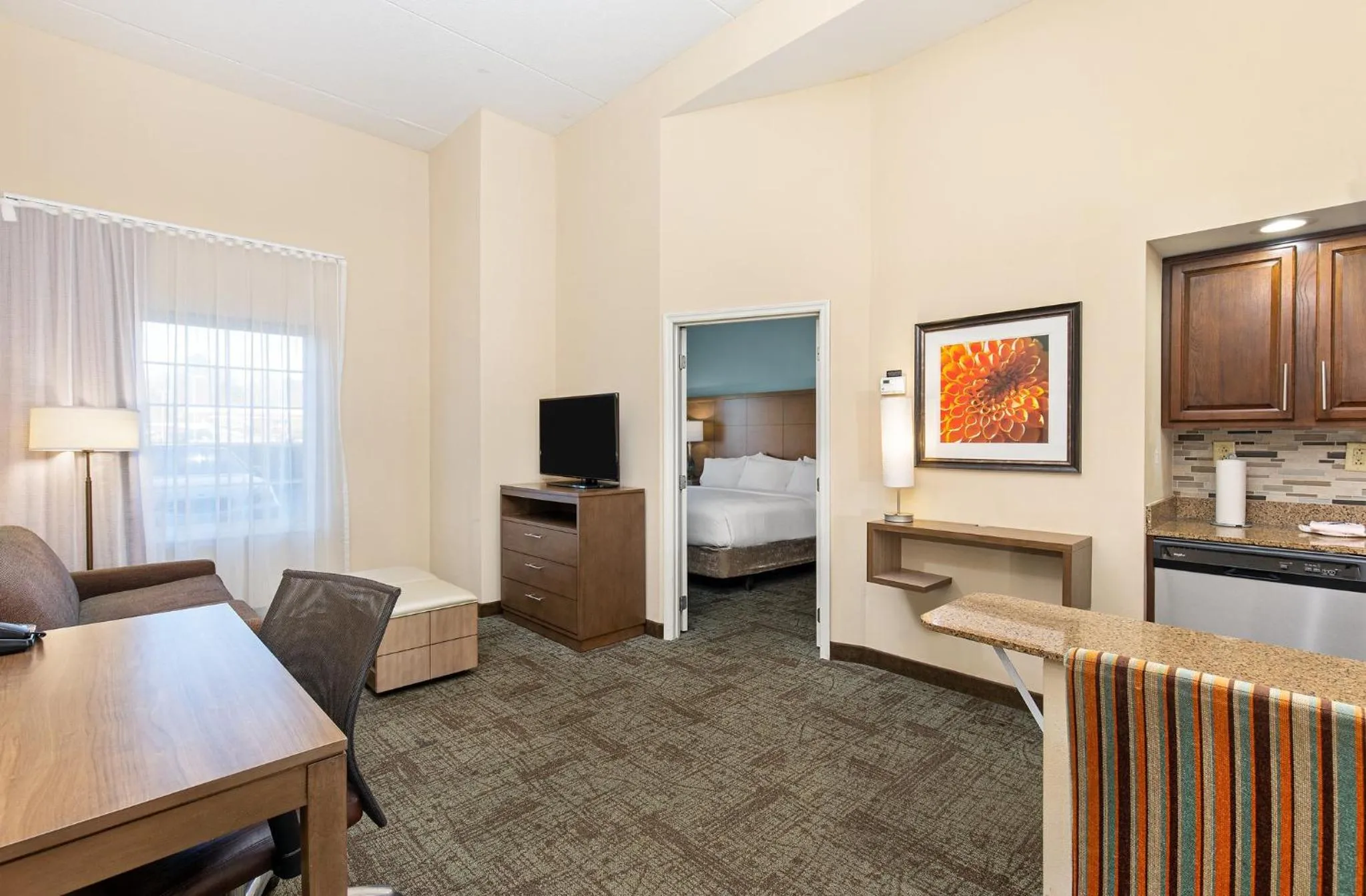 Photo of the whole room in Staybridge Suites-Knoxville Oak Ridge by IHG