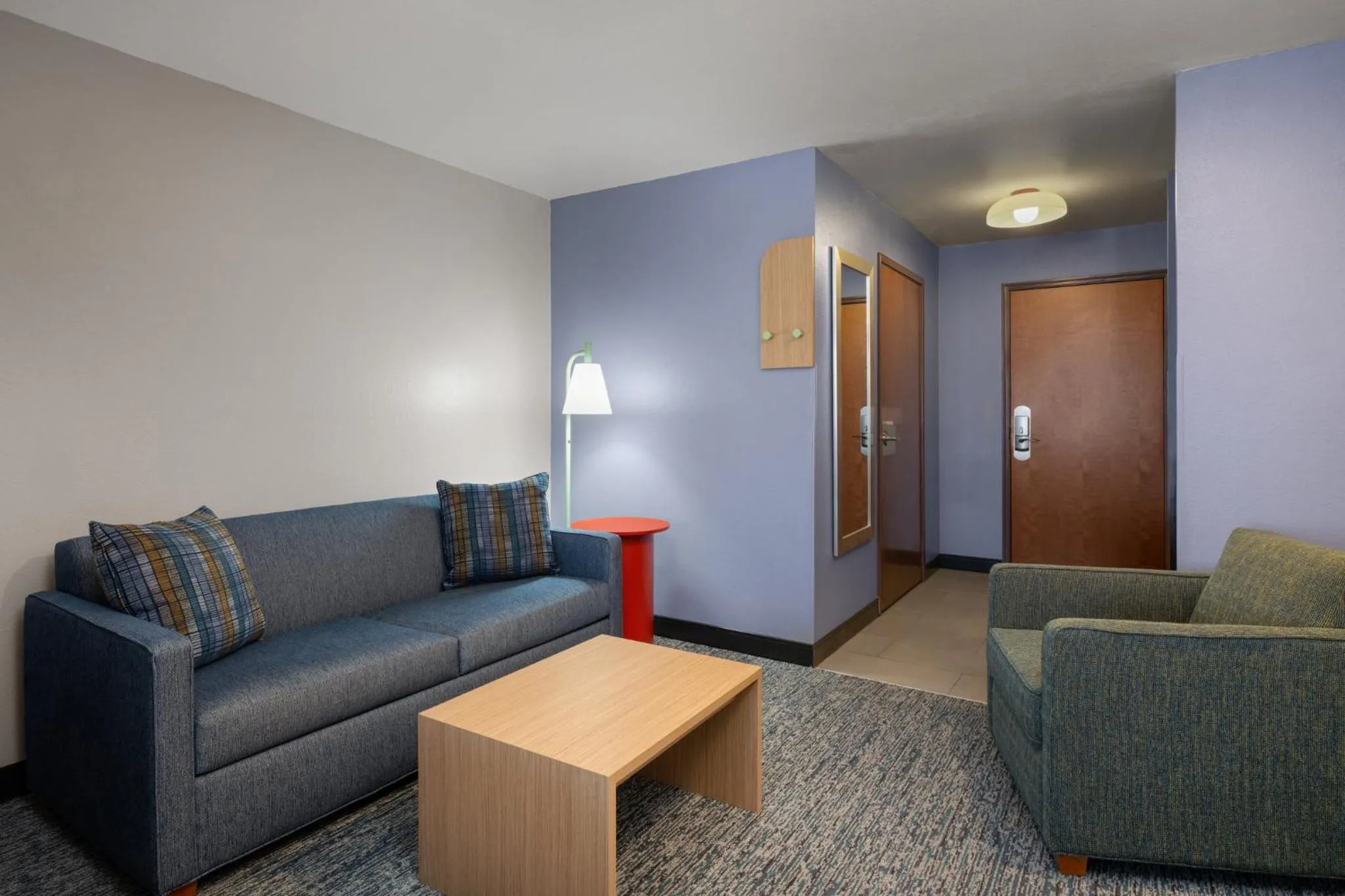 Bedroom in Garner Hotel Brookings by IHG