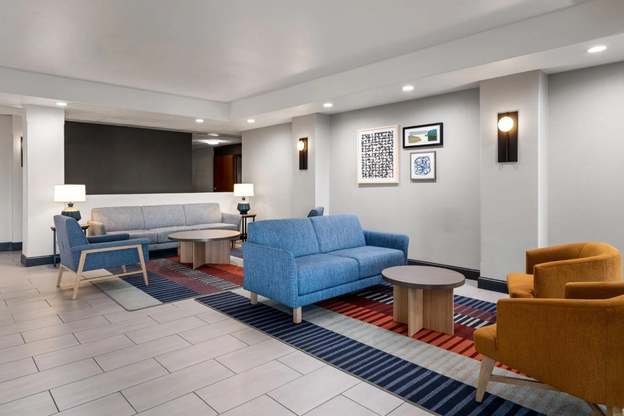 Property building in Garner Hotel Brookings by IHG